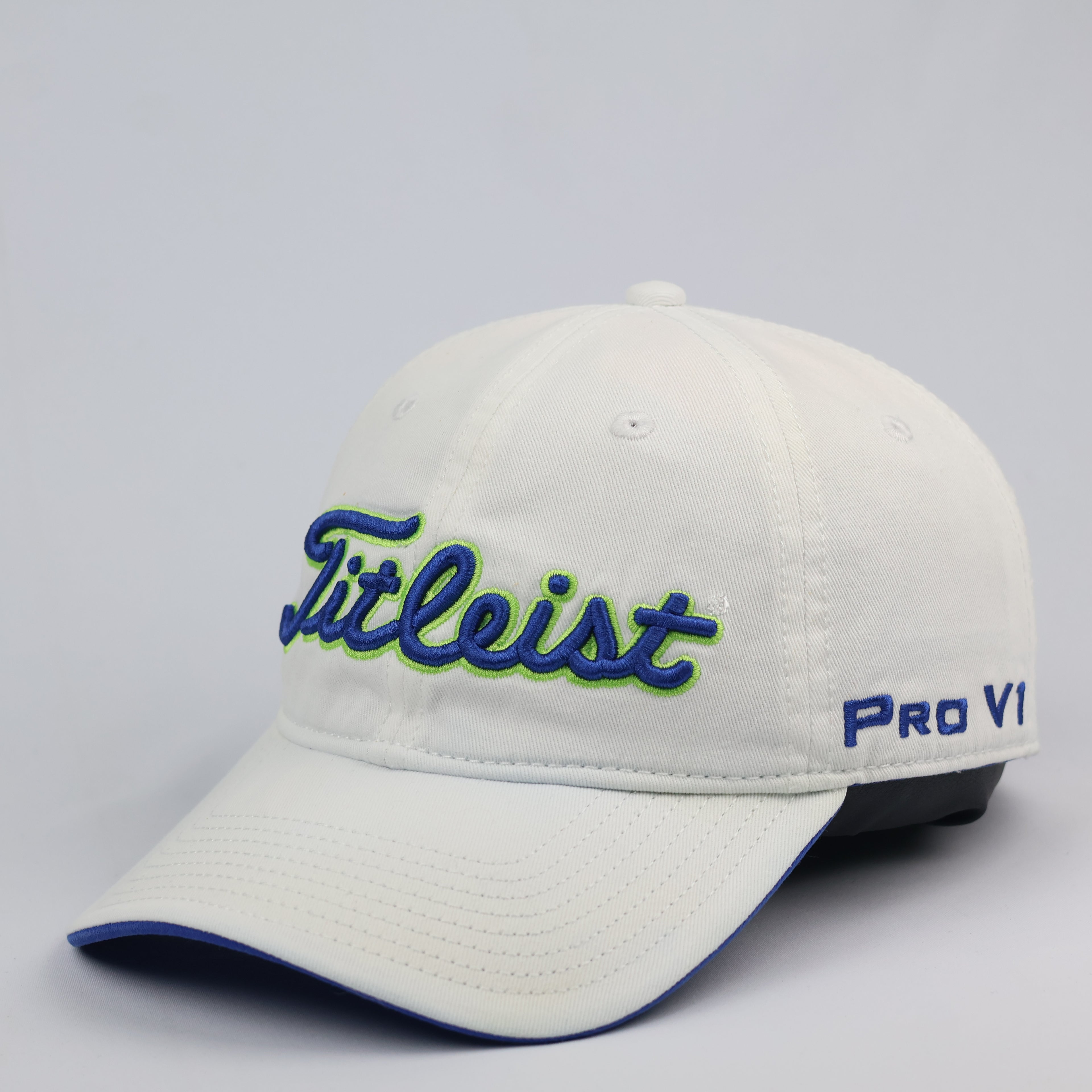 Titleist Pro V1 Golf Thrifted Cap - White & Royal Blue - Adjustable Size 56-58cm