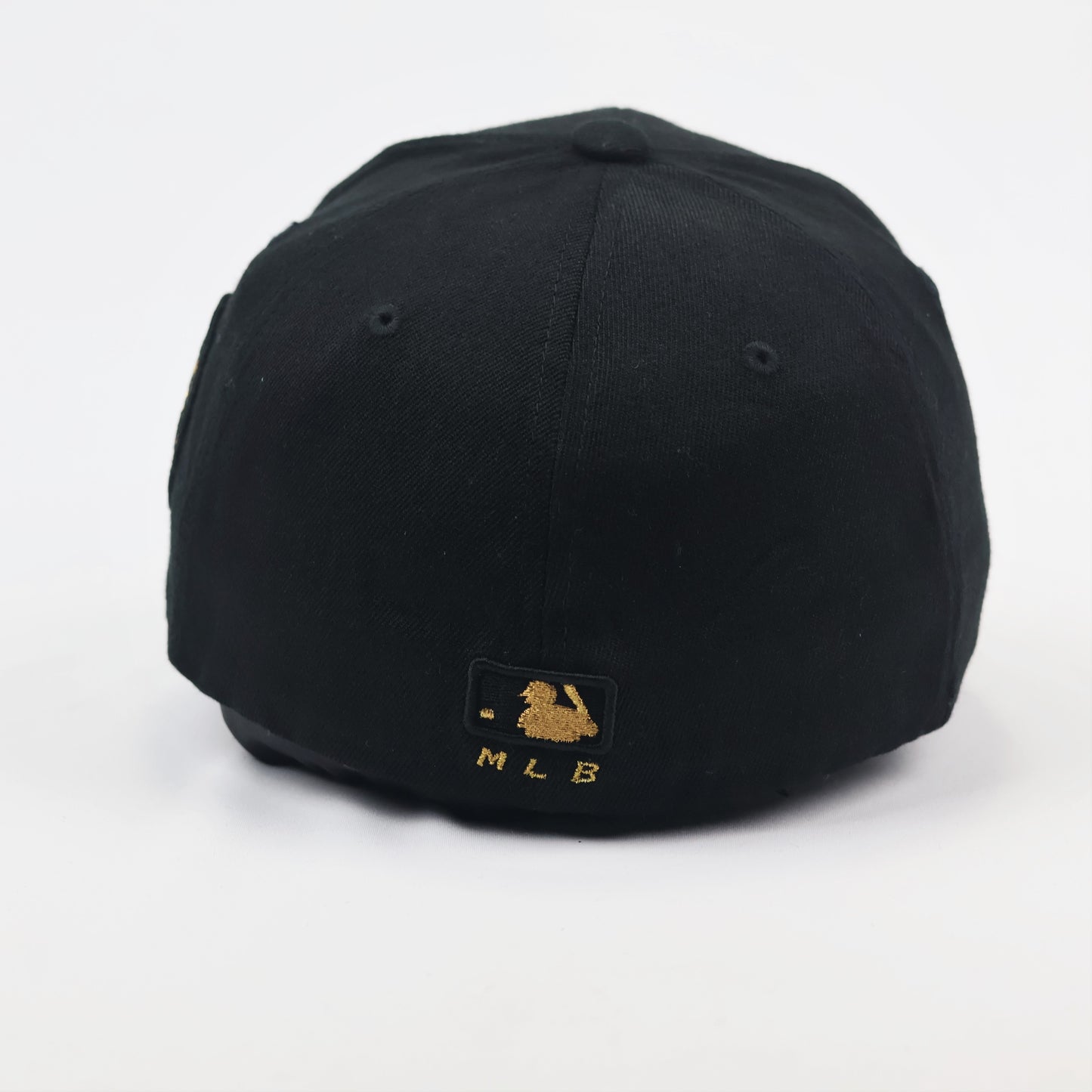 Vintage MLB New York Yankees Fitted Thrifted Cap - Black & Gold Edition