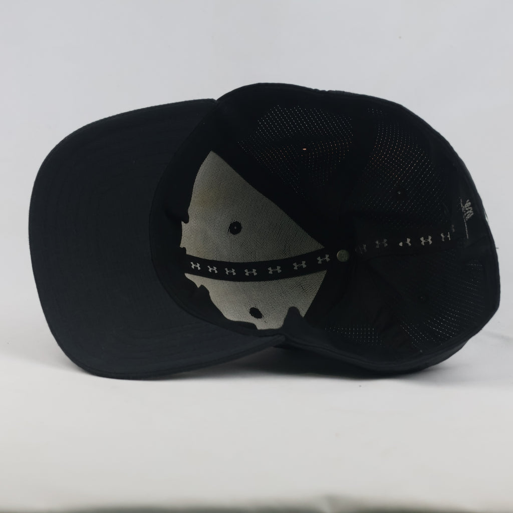 Thrifted Under Armour Black Circular Logo Golf Fitted Cap (58-59 cm)