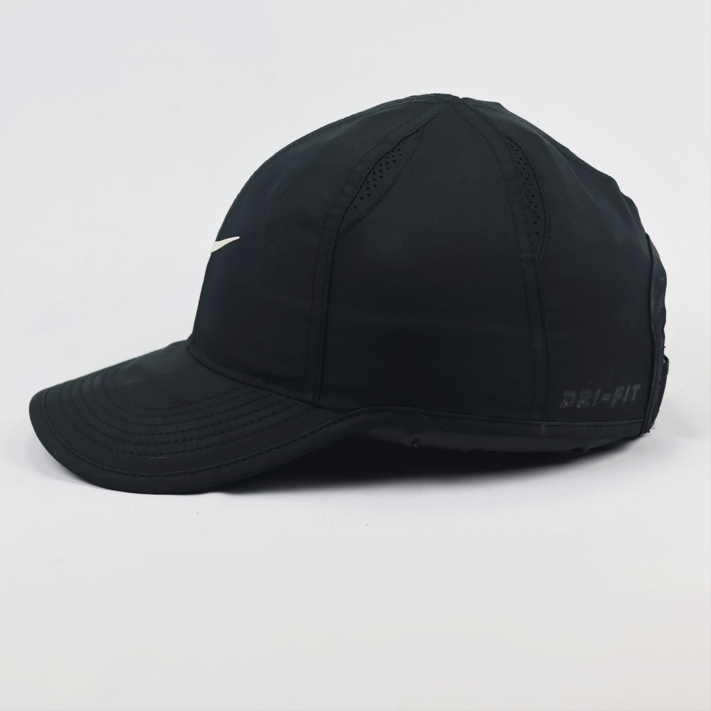 Nike Dri-FIT Featherlight Performance Running Thrifted Cap - All Black Thrifted