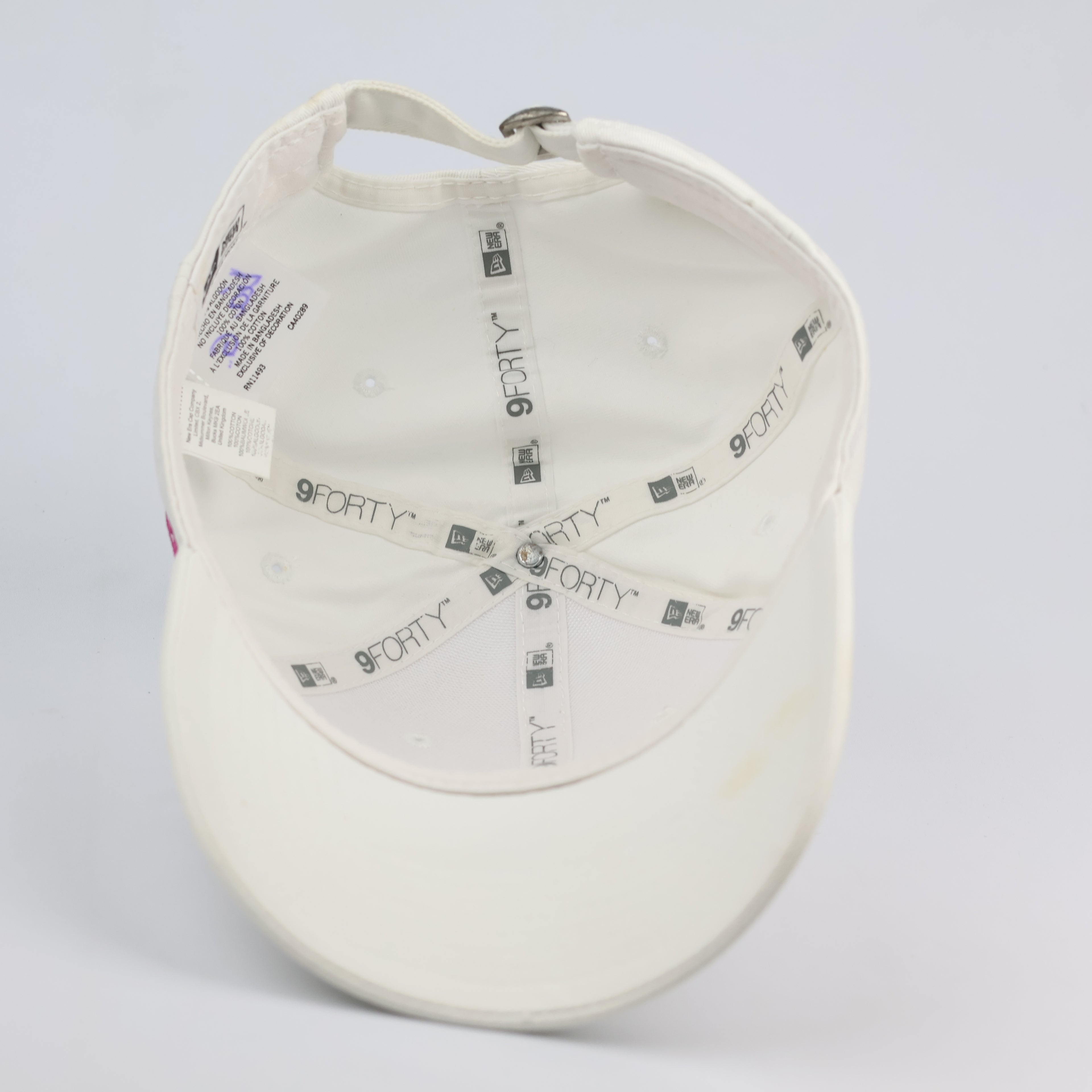 New Era 9FORTY Cream Basketball Hoop Embroidered Baseball Thrifted Cap