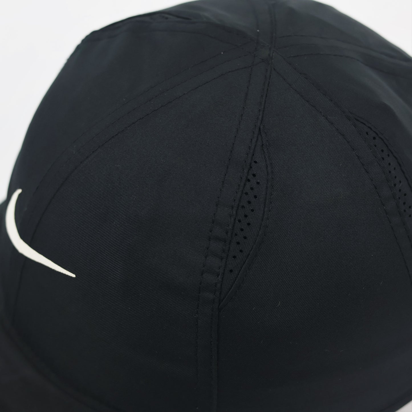 Nike Dri-FIT Featherlight Performance Running Thrifted Cap - All Black Thrifted