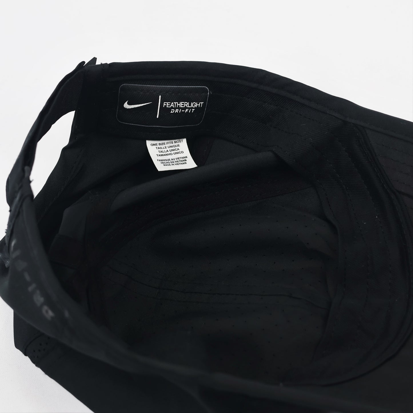 Nike Dri-FIT Featherlight Performance Running Thrifted Cap - All Black Thrifted