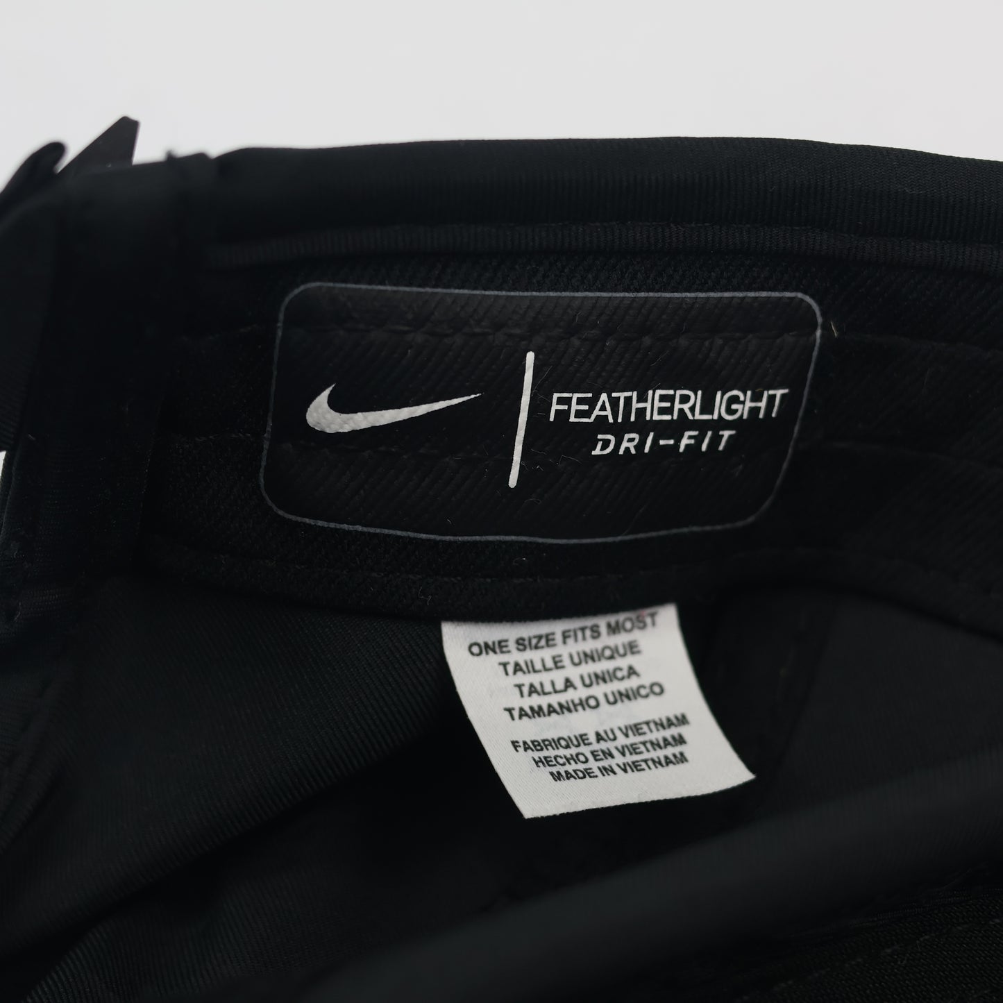 Nike Dri-FIT Featherlight Performance Running Thrifted Cap - All Black Thrifted