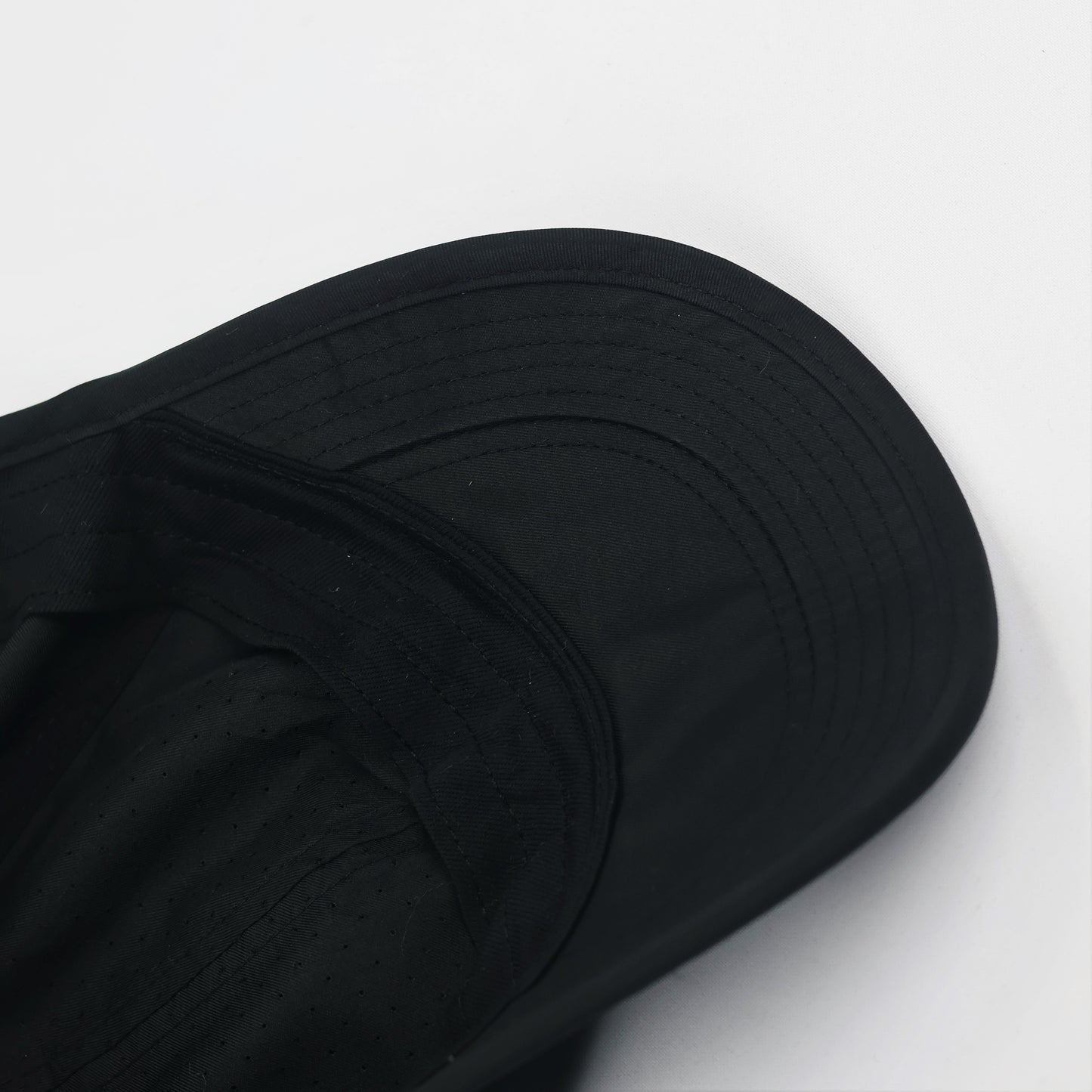 Nike Dri-FIT Featherlight Performance Running Thrifted Cap - All Black Thrifted