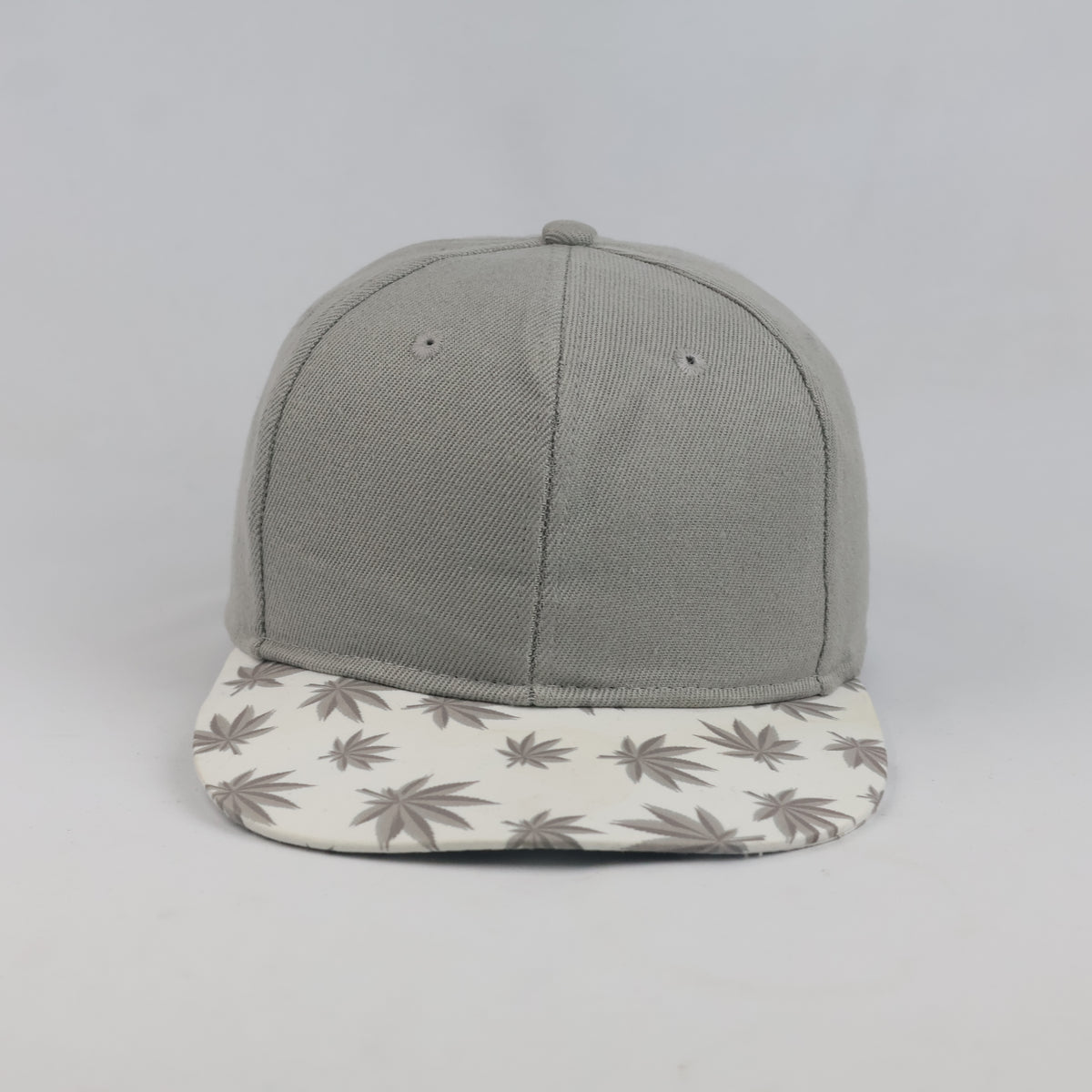 Thrifted Atlantis Grey & White Botanical Floral Flat Brim Hat | 10016