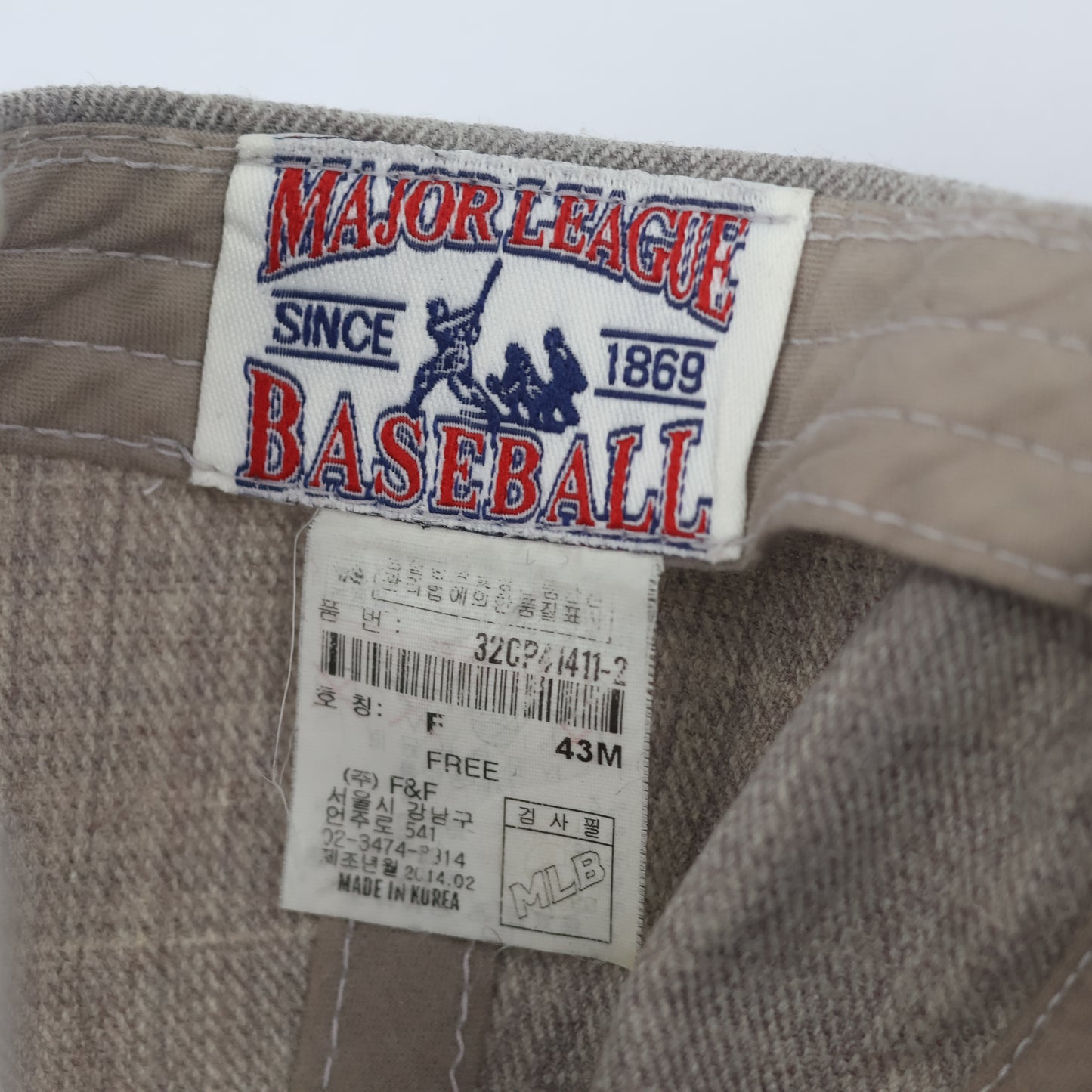 MLB Boston Red Sox Grey & Coral Snapback Thrifted Hat - Authentic Thrifted Streetwear