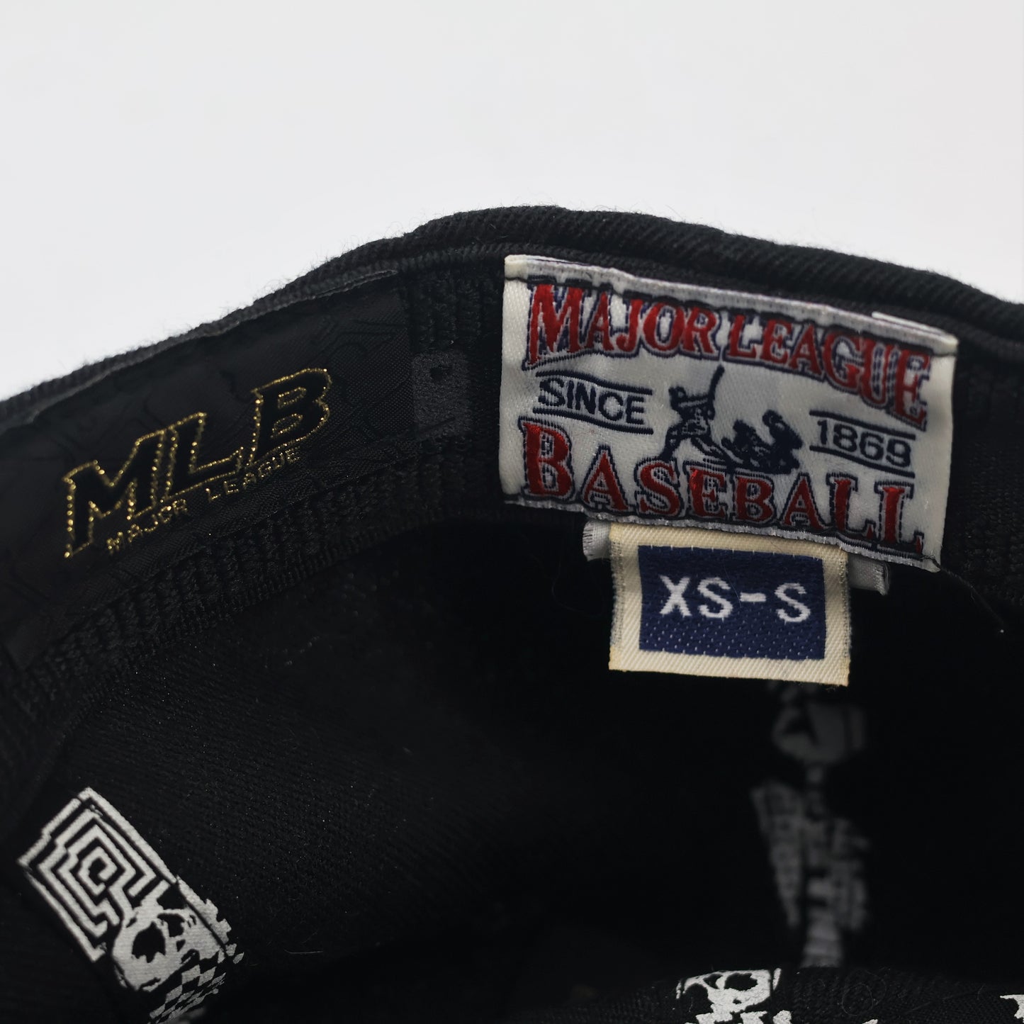 Retro Detroit Tigers "D" Logo MLB Thrifted Hat - Black on Black Structured