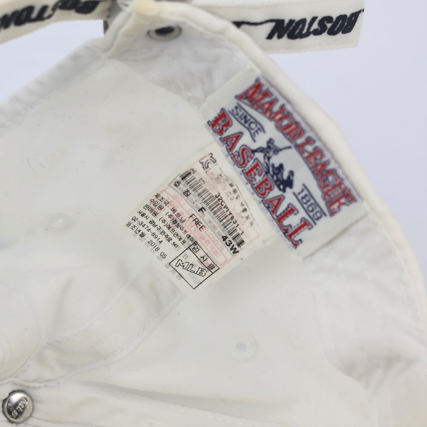 Vintage Boston Red Sox White Clean Up Thrifted Hat - Adjustable MLB Strapback