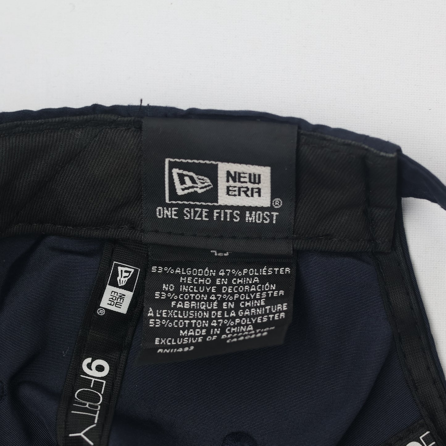 Vintage New Era 9FIFTY Snapback Thrifted Cap - Classic Black & White