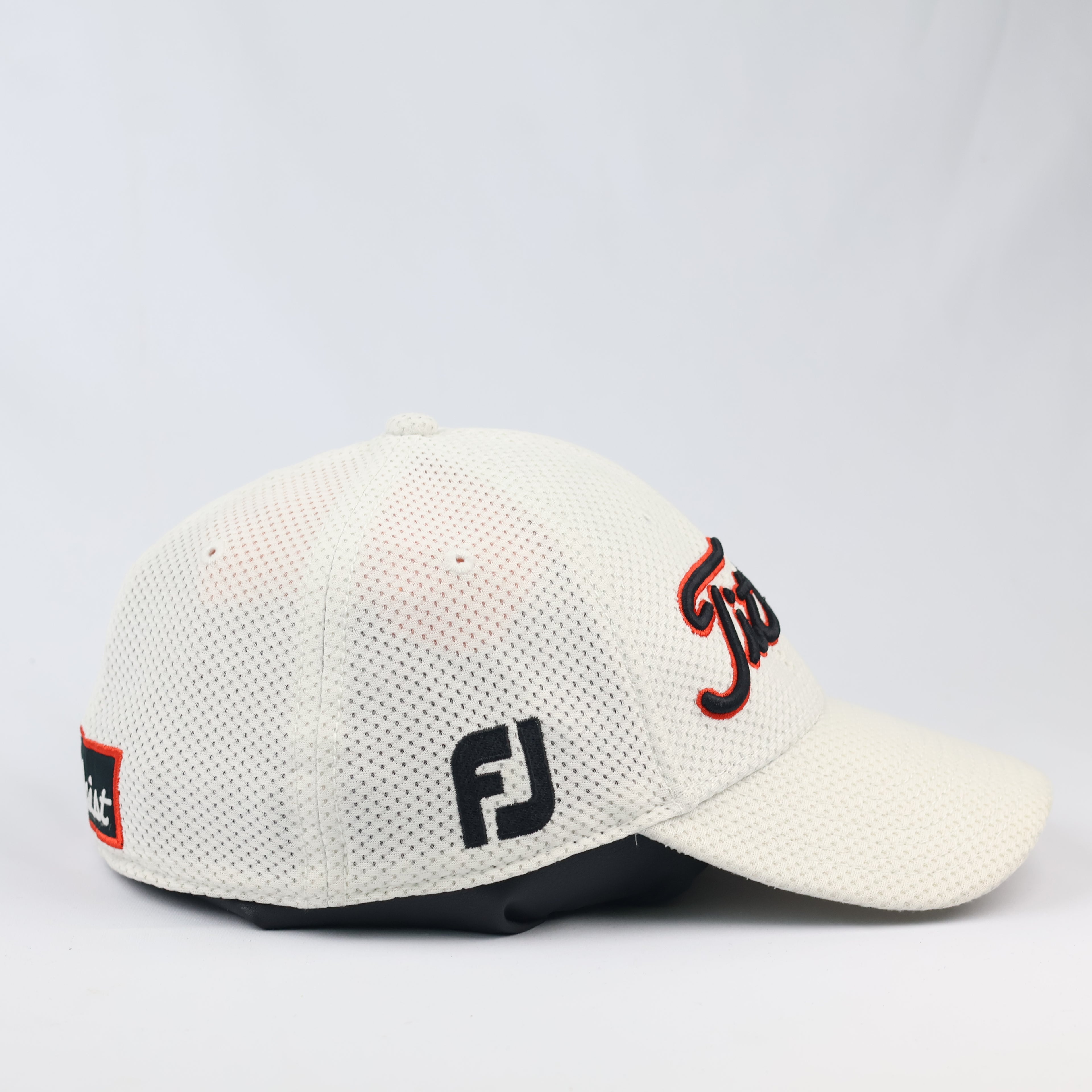 Titleist Pro V1 Tour Performance Mesh Golf Thrifted Hat - White/Red | M/L