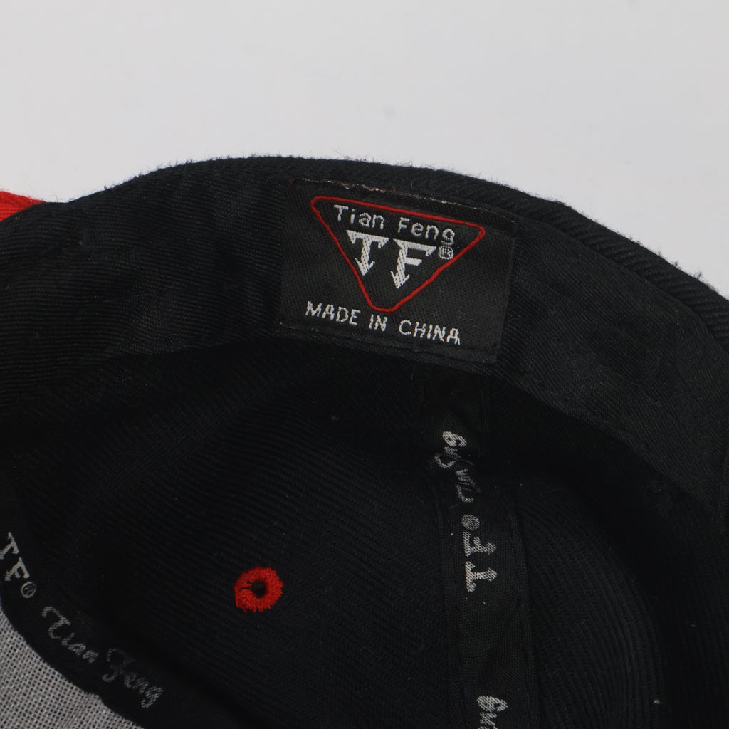 Unisex Devil Horns & Skull Snapback Cap