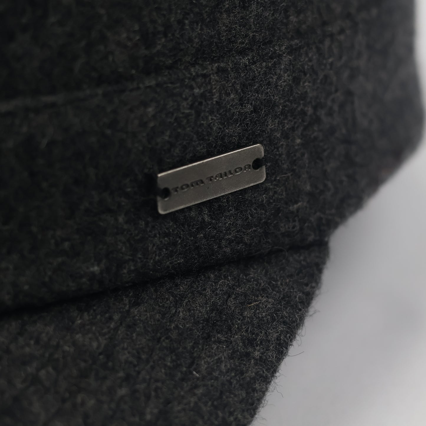 Vintage Tom Tailor Military Patrol Thrifted Cap – Textured Grey Winter Headwear