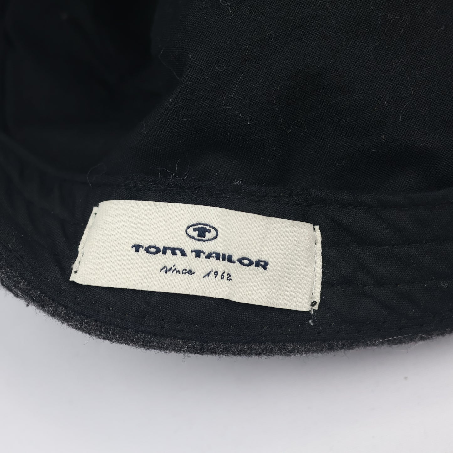 Vintage Tom Tailor Military Patrol Thrifted Cap – Textured Grey Winter Headwear