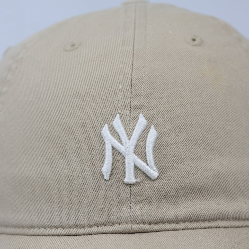 New York Yankees MLB Embroidered Dad Thrifted Hat - Khaki Beige | 56-59cm