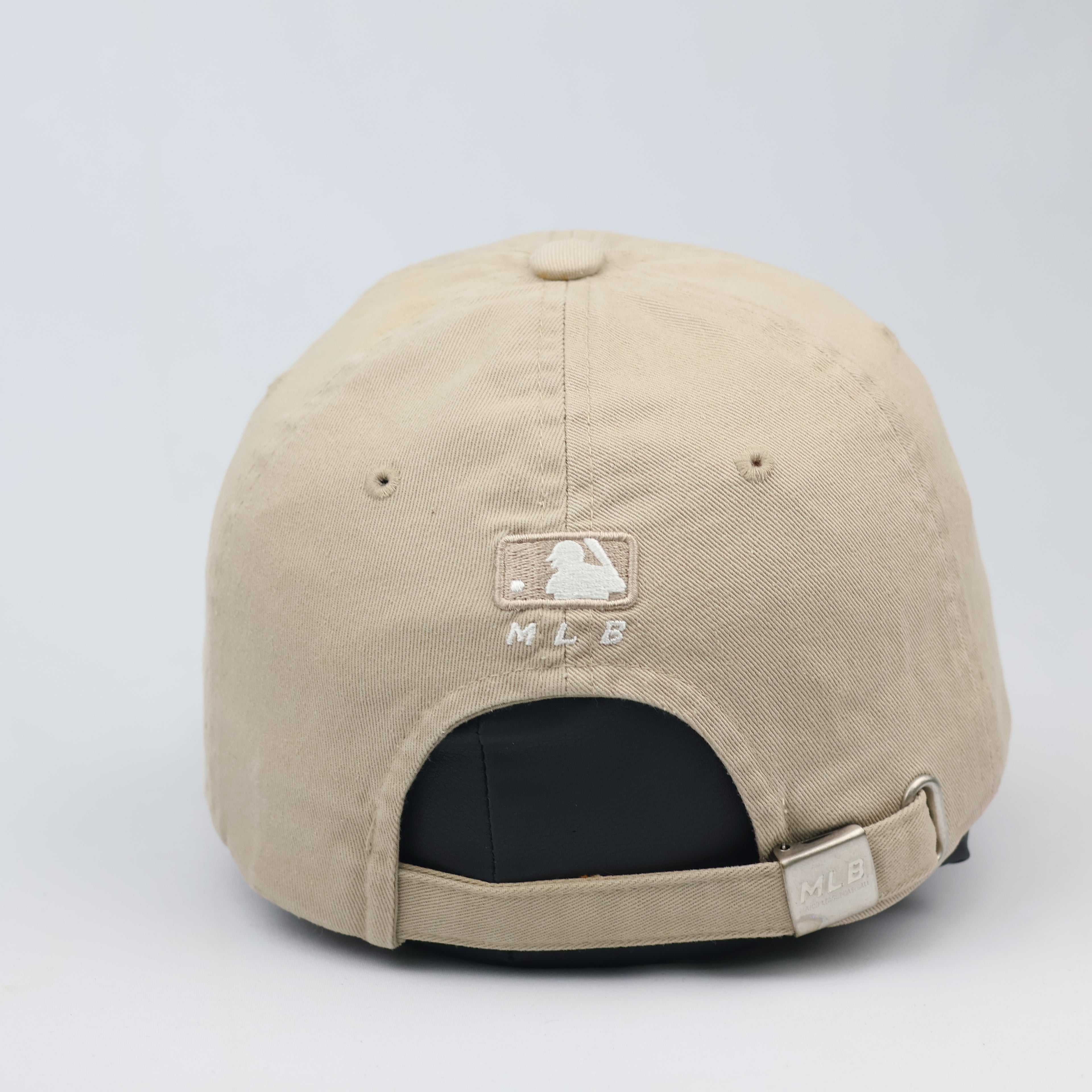 New York Yankees MLB Embroidered Dad Thrifted Hat - Khaki Beige | 56-59cm