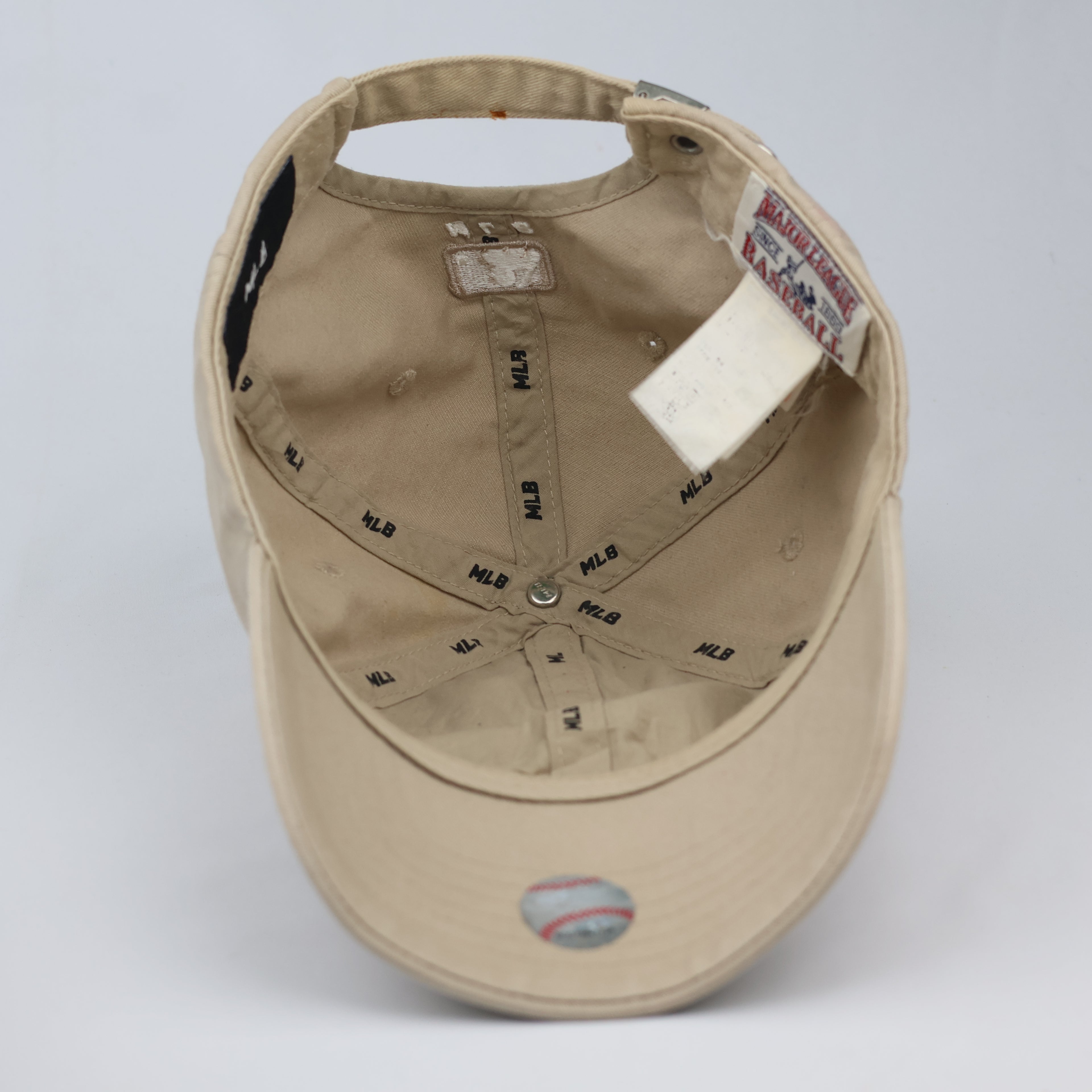 New York Yankees MLB Embroidered Dad Thrifted Hat - Khaki Beige | 56-59cm