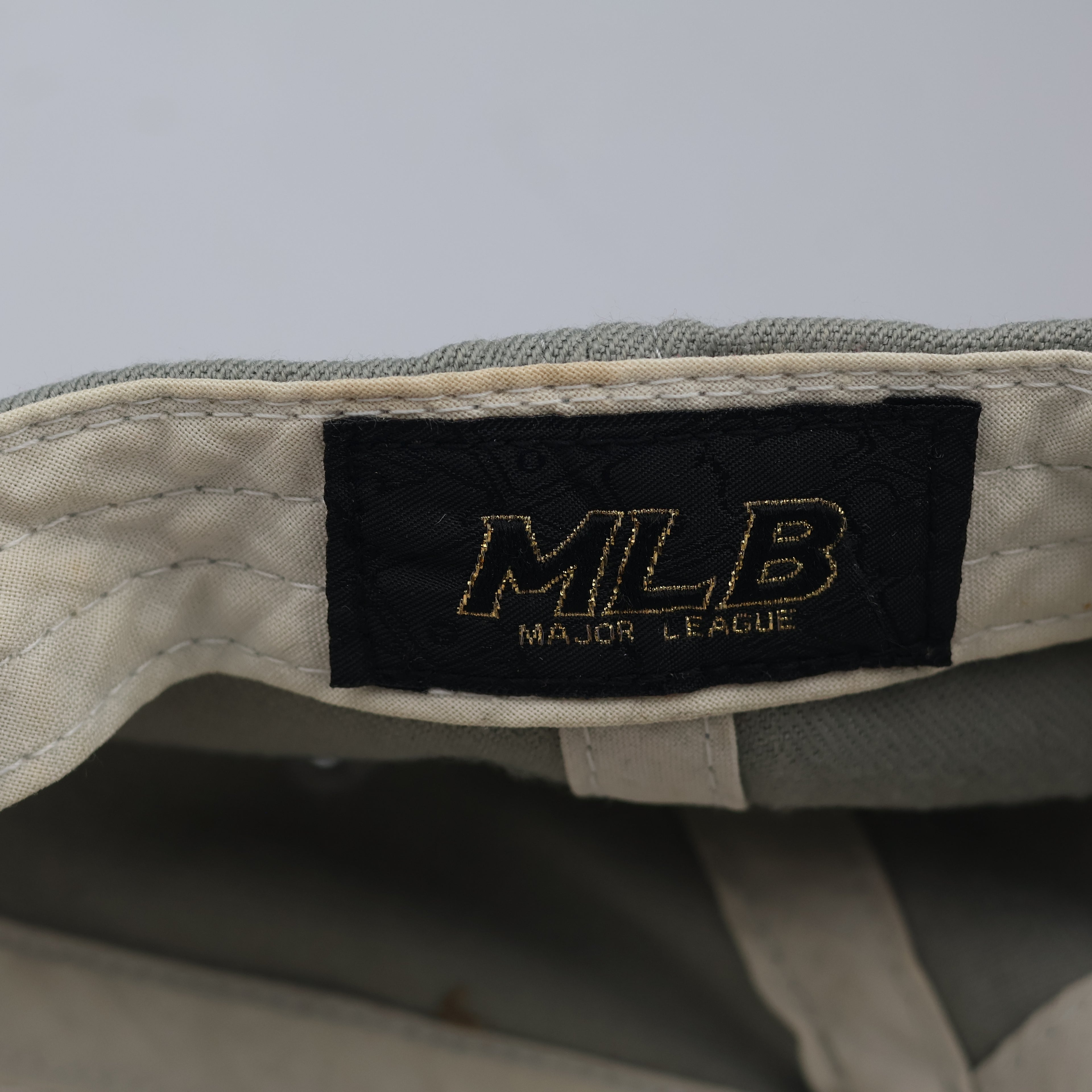 Authentic MLB New York Yankees Thrifted Hat - Grey & Pastel Pink