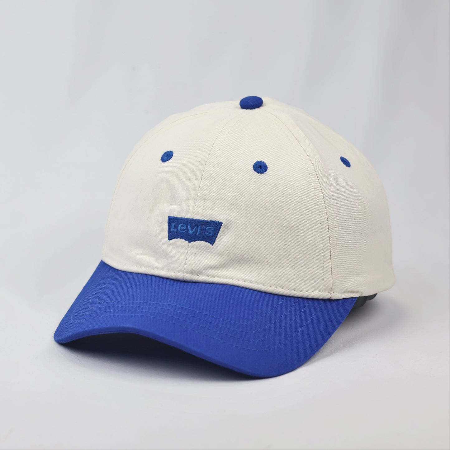 Levi's Two-Tone Baseball Thrifted Cap – Off-White & Royal Blue