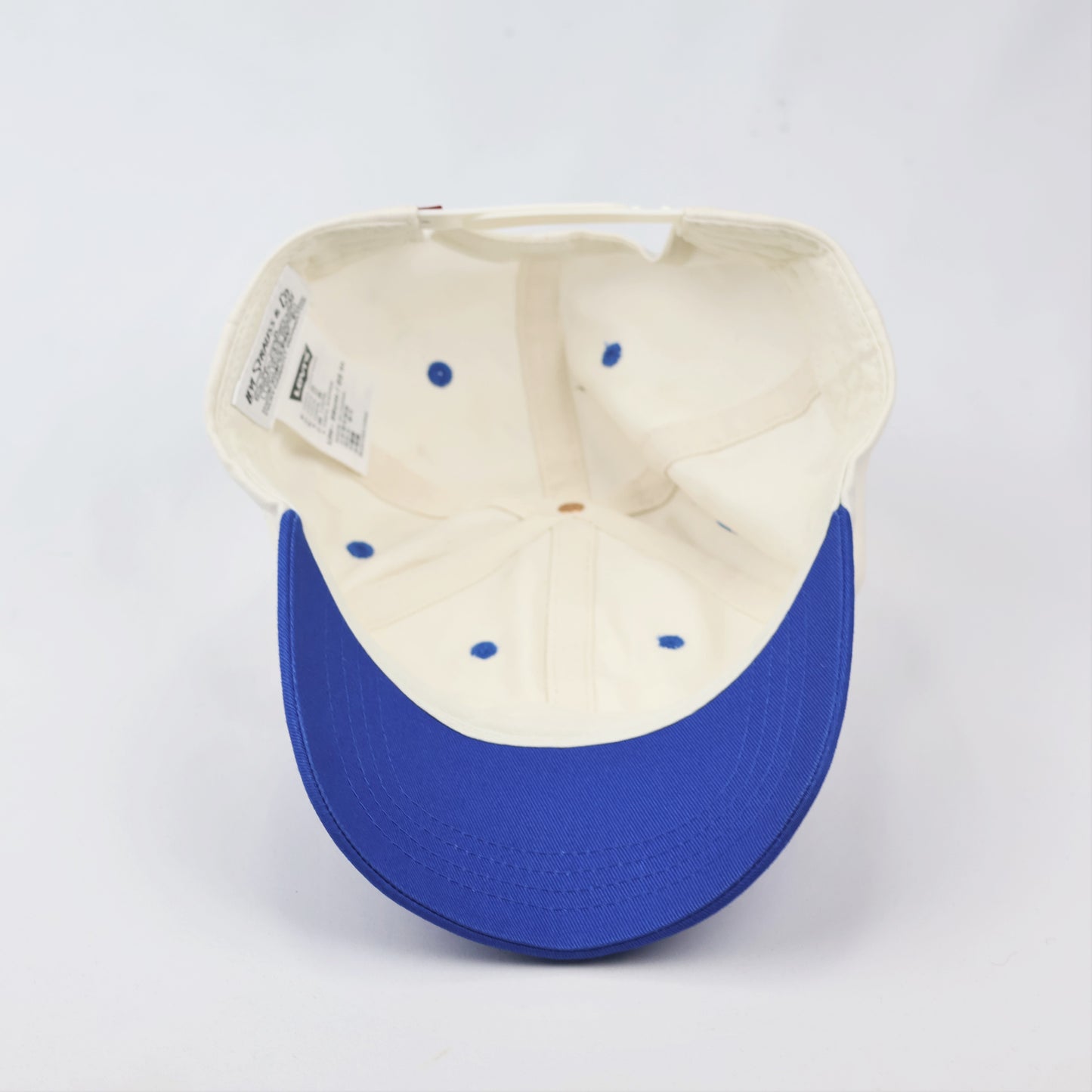 Levi's Two-Tone Baseball Thrifted Cap – Off-White & Royal Blue