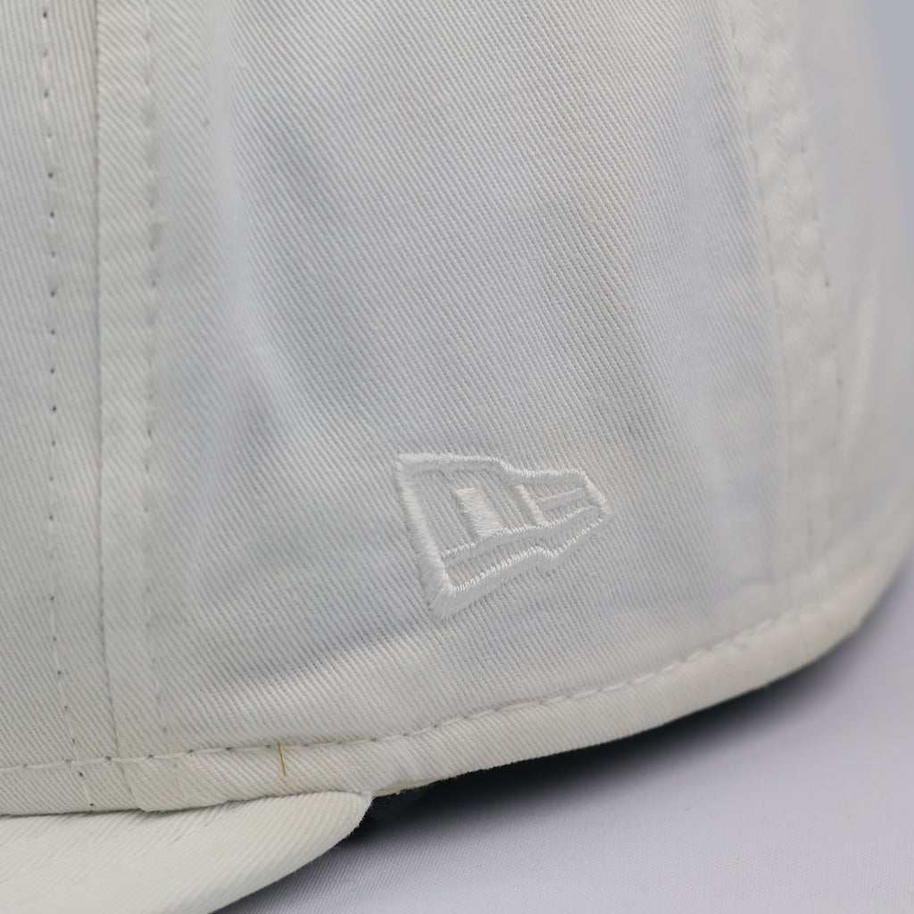 Vintage New Era 59FIFTY Atlanta Braves All-White Fitted Thrifted Hat