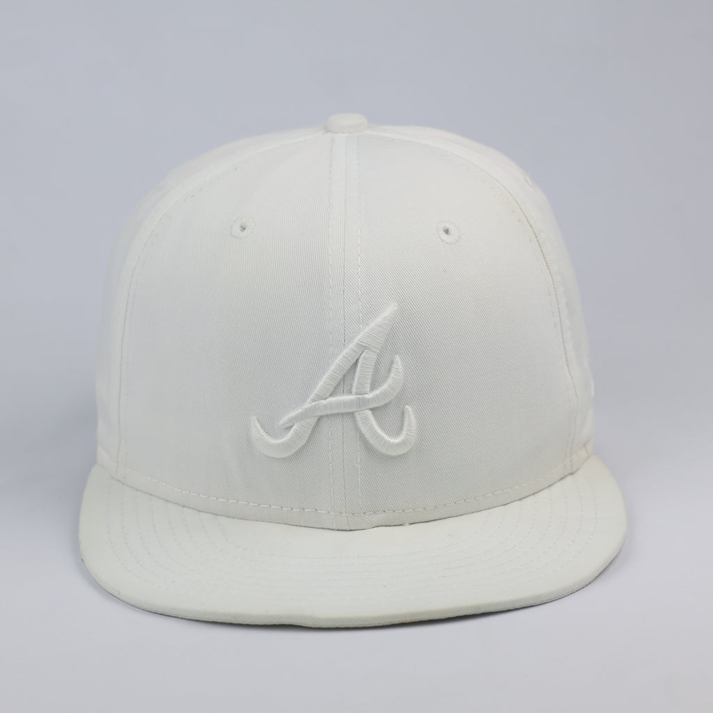 Vintage New Era 59FIFTY Atlanta Braves All-White Fitted Thrifted Hat