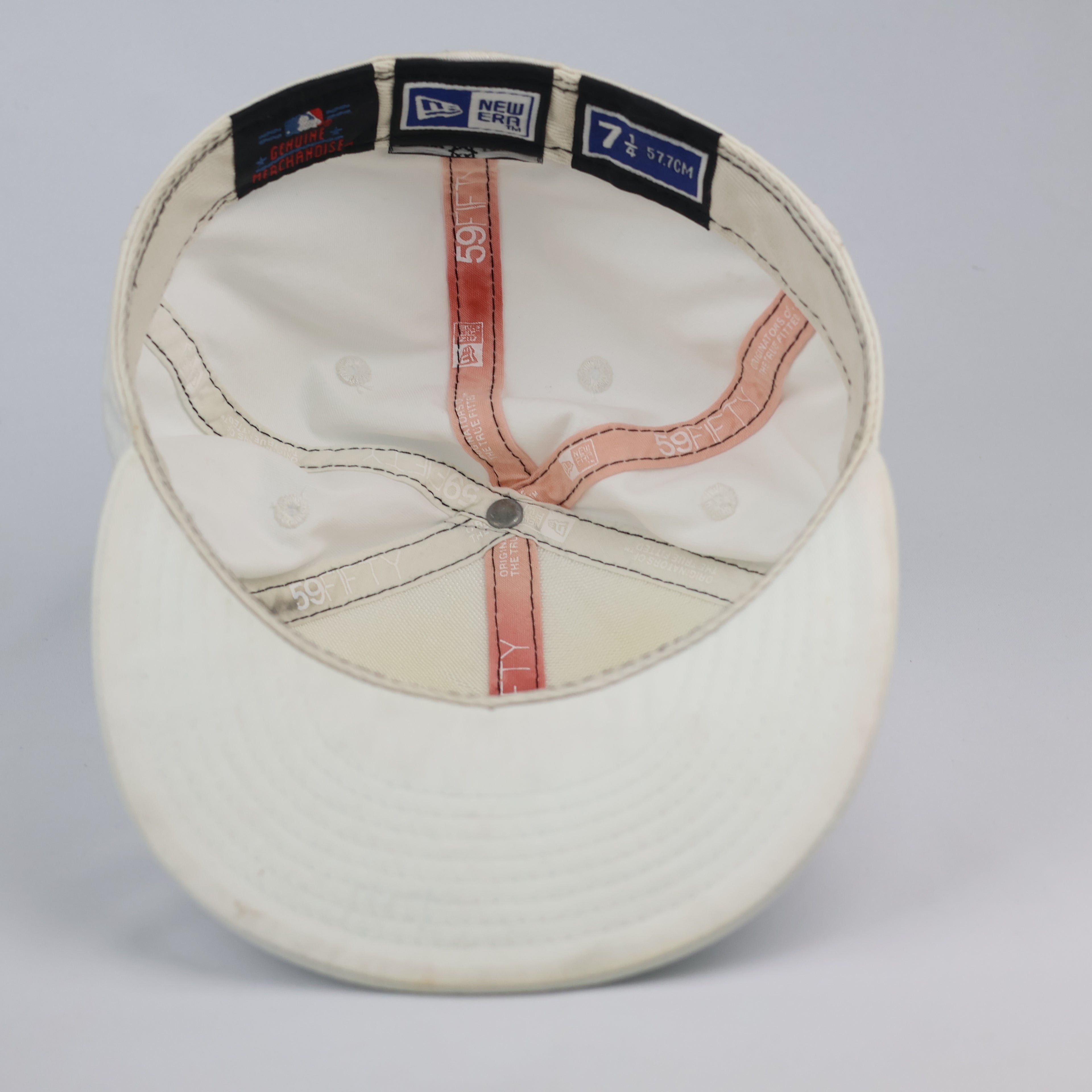 Vintage New Era 59FIFTY Atlanta Braves All-White Fitted Thrifted Hat
