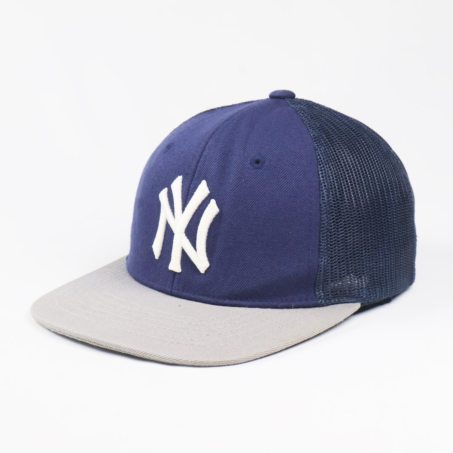 MLB New York Yankees Two-Tone Trucker Snapback