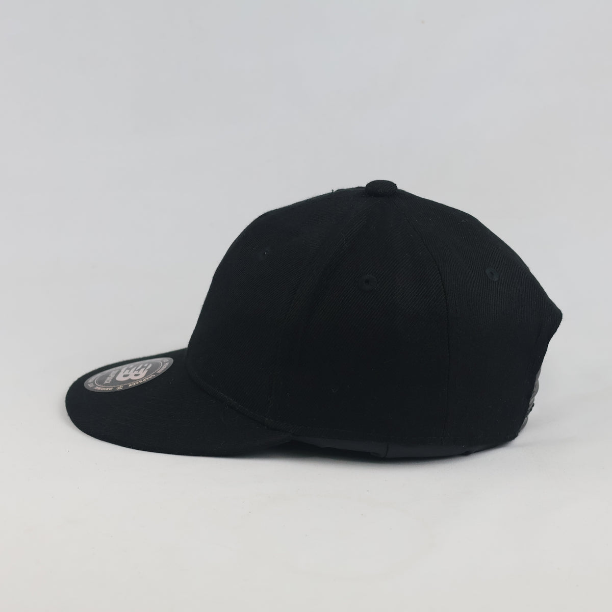 thrifted Minimalist Black Premium Snapback Cap | Size: 54–55 cm | 10074
