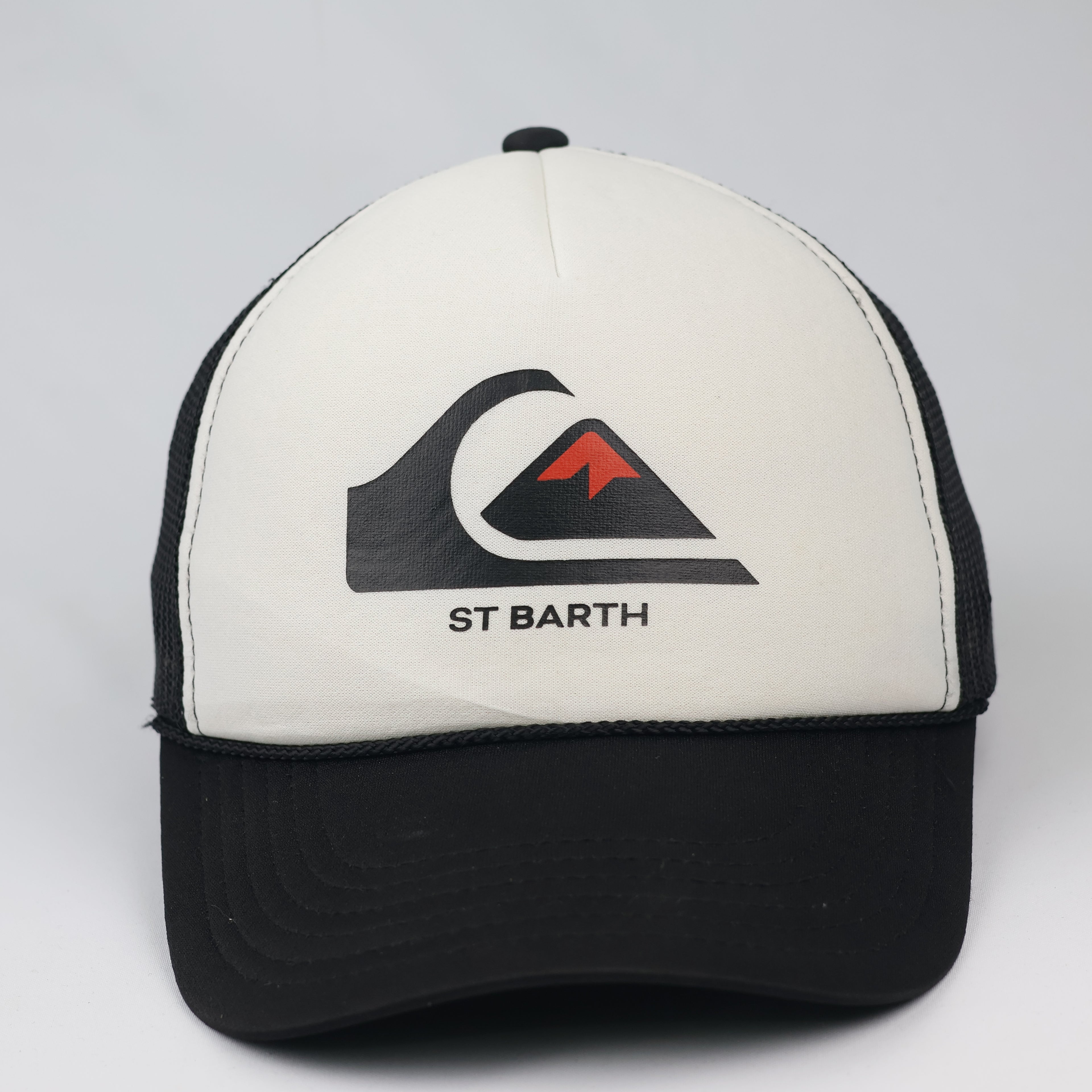 Urban Surf Aesthetic Quiksilver St Barth Trucker Cap – Size 56-58cm