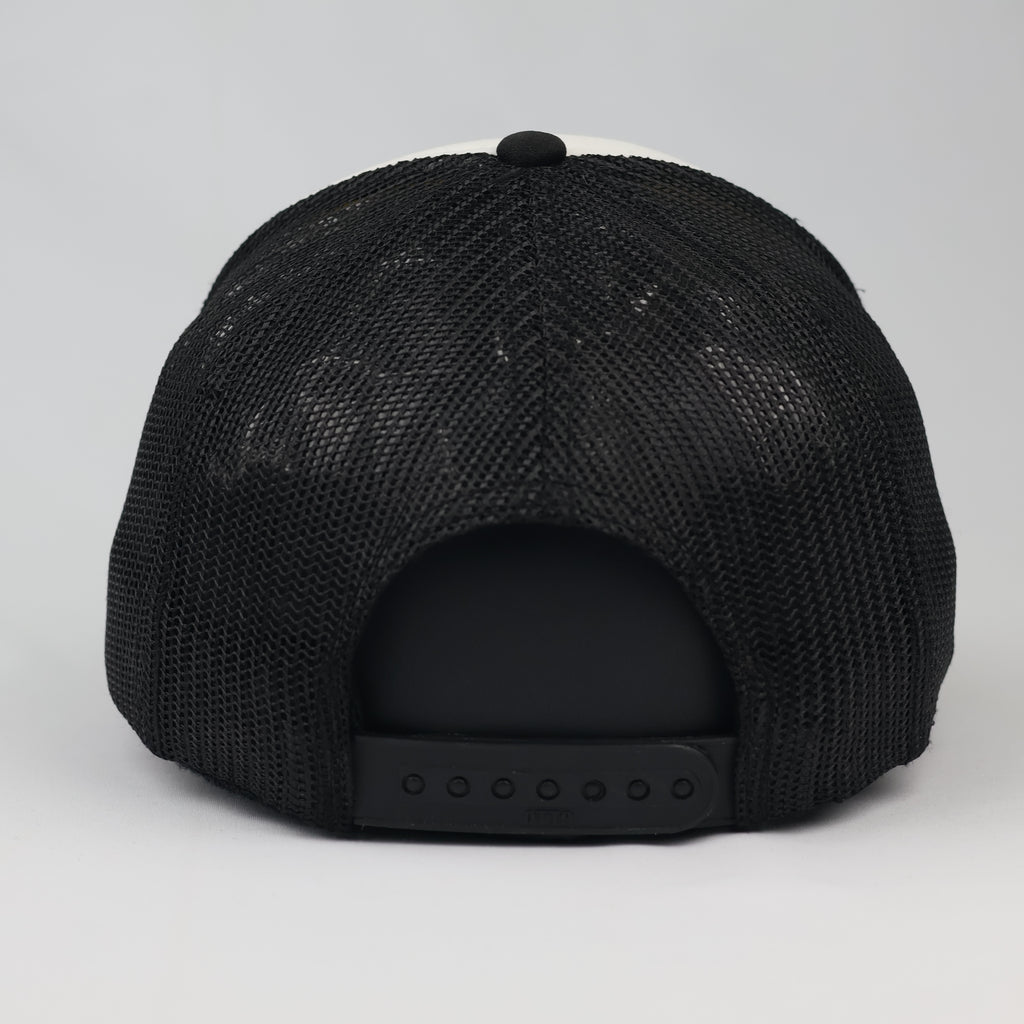 Urban Surf Aesthetic Quiksilver St Barth Trucker Cap – Size 56-58cm