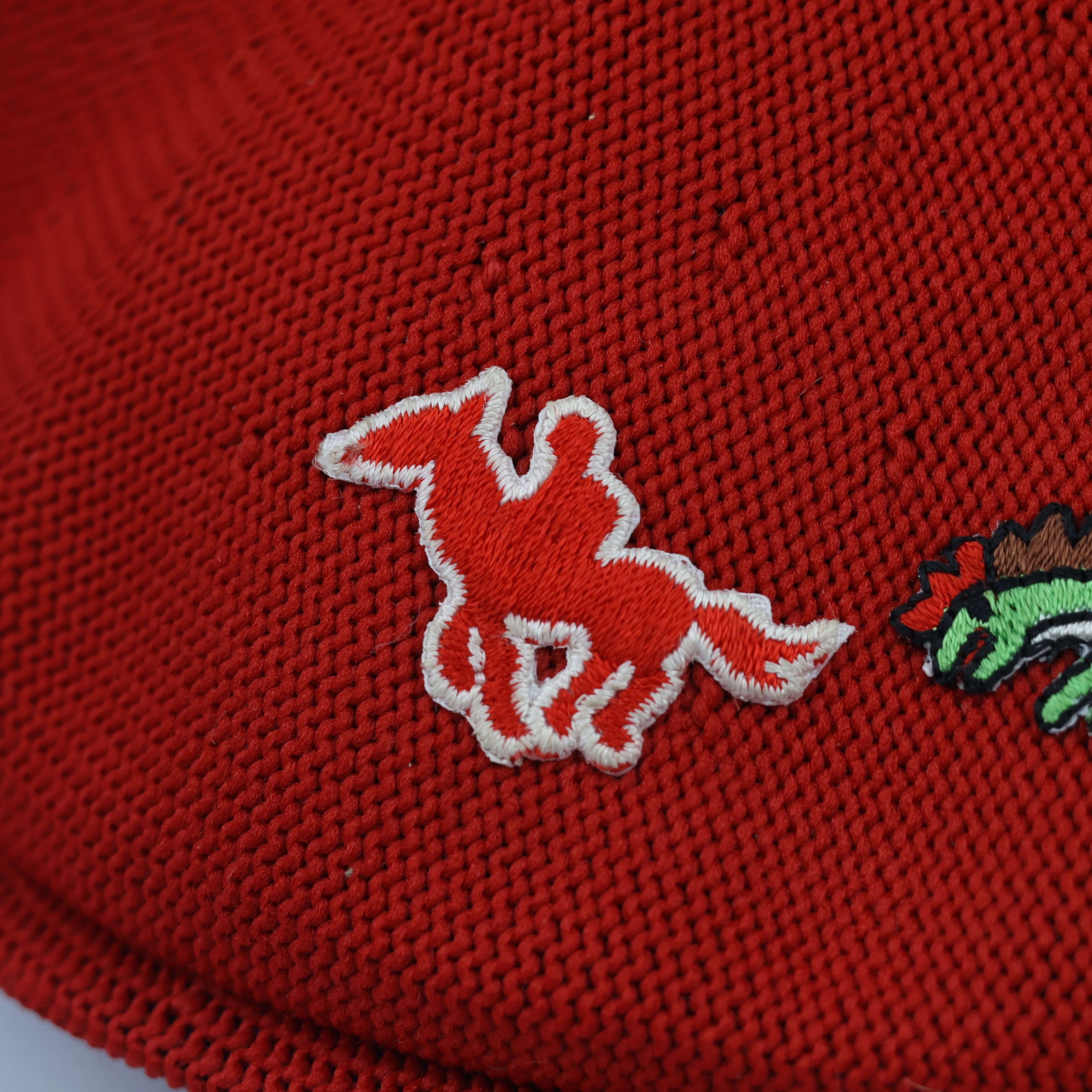 Vintage Red Mesh Knit Ivy Flat Cap – Dinosaur & Horse Patches