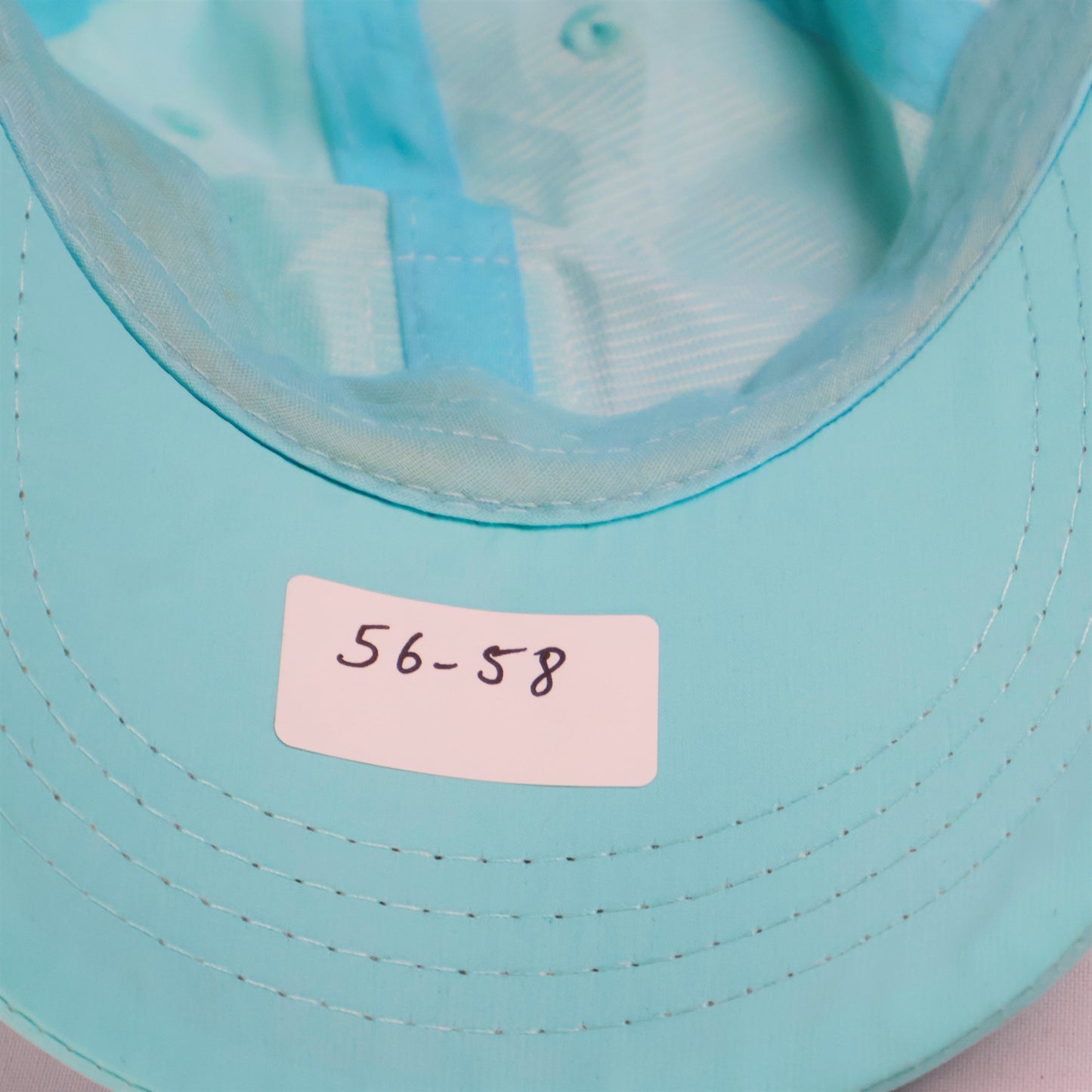 Lightweight Performance Cap with Rubber 'B' Logo