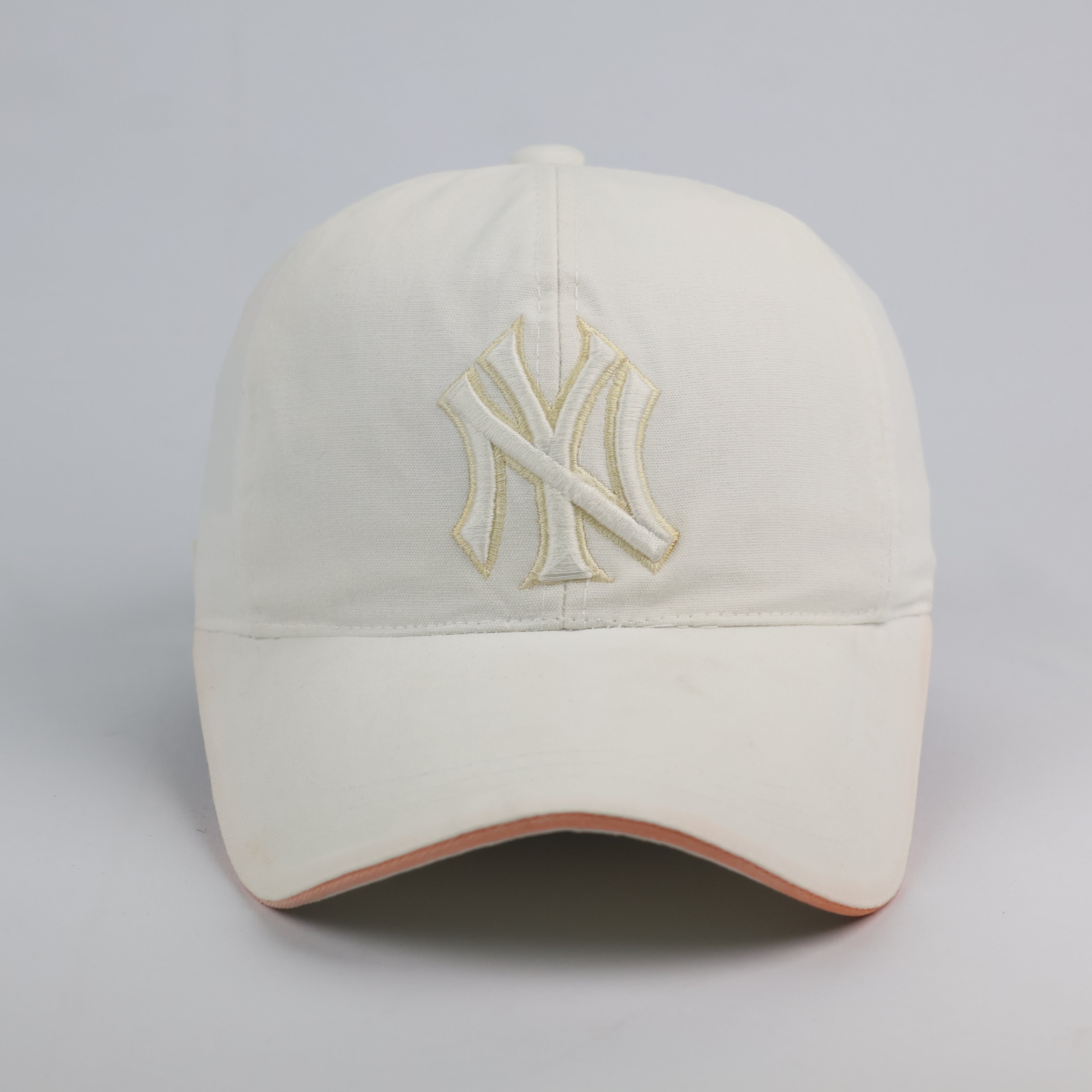 Vintage New York Yankees Off-White NY Sandwich Cap