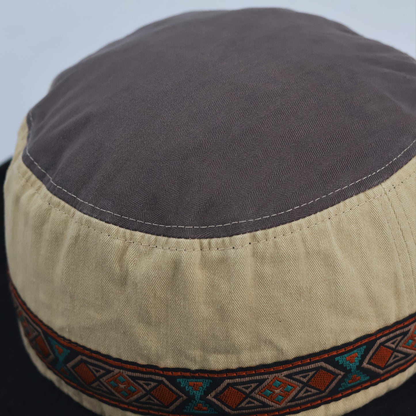 Vintage Explorer Wide Brim Safari Thrifted Hat – Khaki & Black Boonie Hat