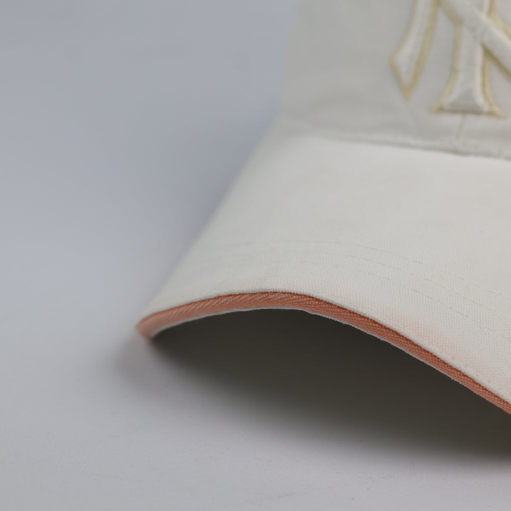 Vintage New York Yankees Off-White NY Sandwich Cap