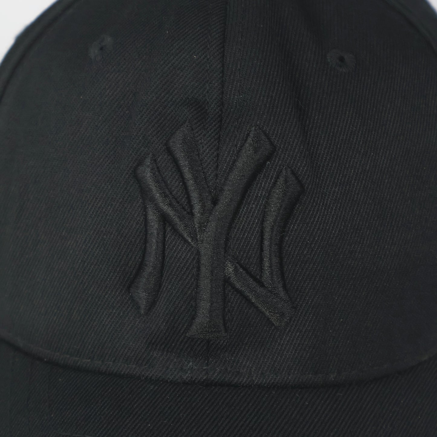 MLB NY Yankees Tonal Flexfit Cap (S-M)
