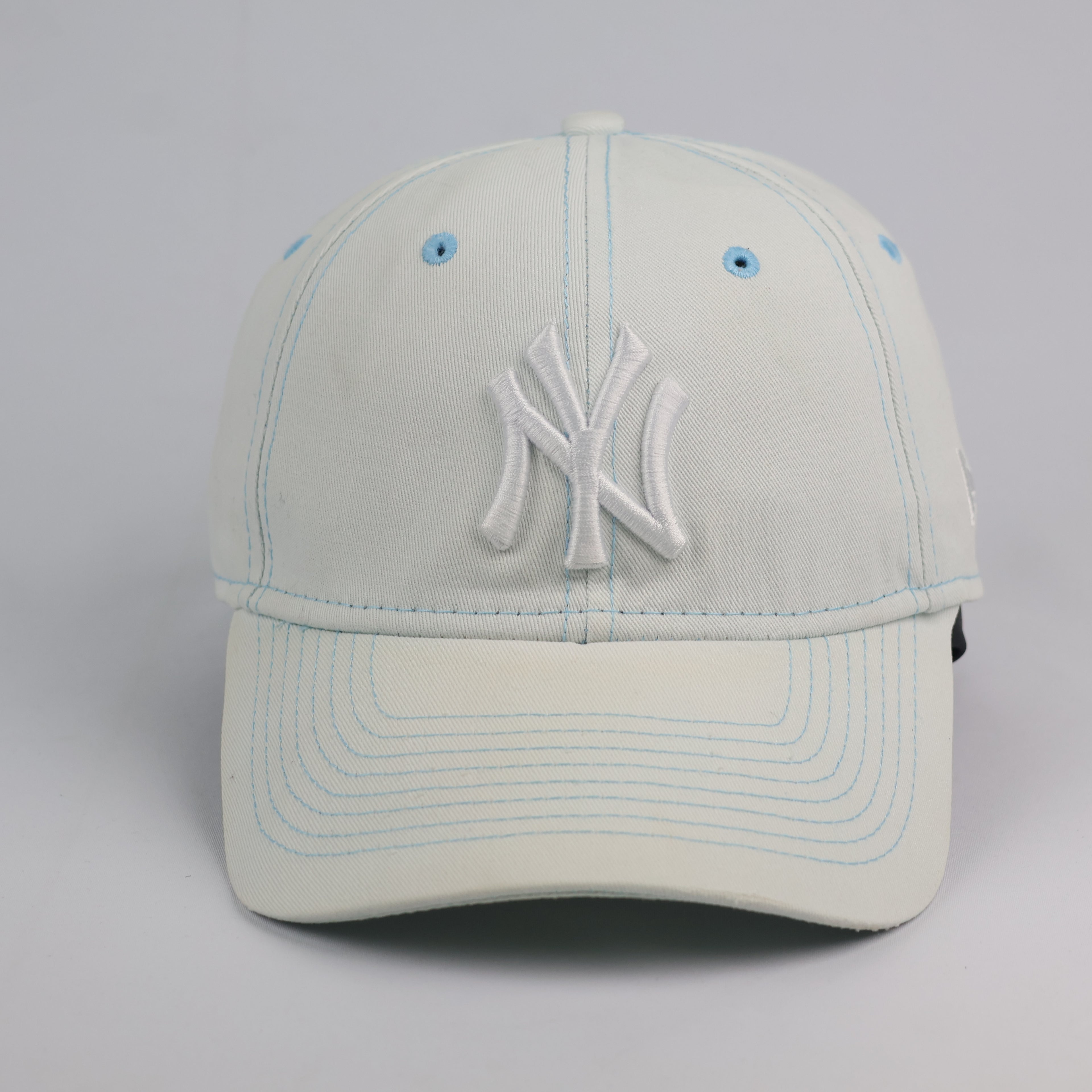 Vintage New Era 9FORTY NY Yankees Thrifted  Cap - Ice Blue with Contrast Stitch