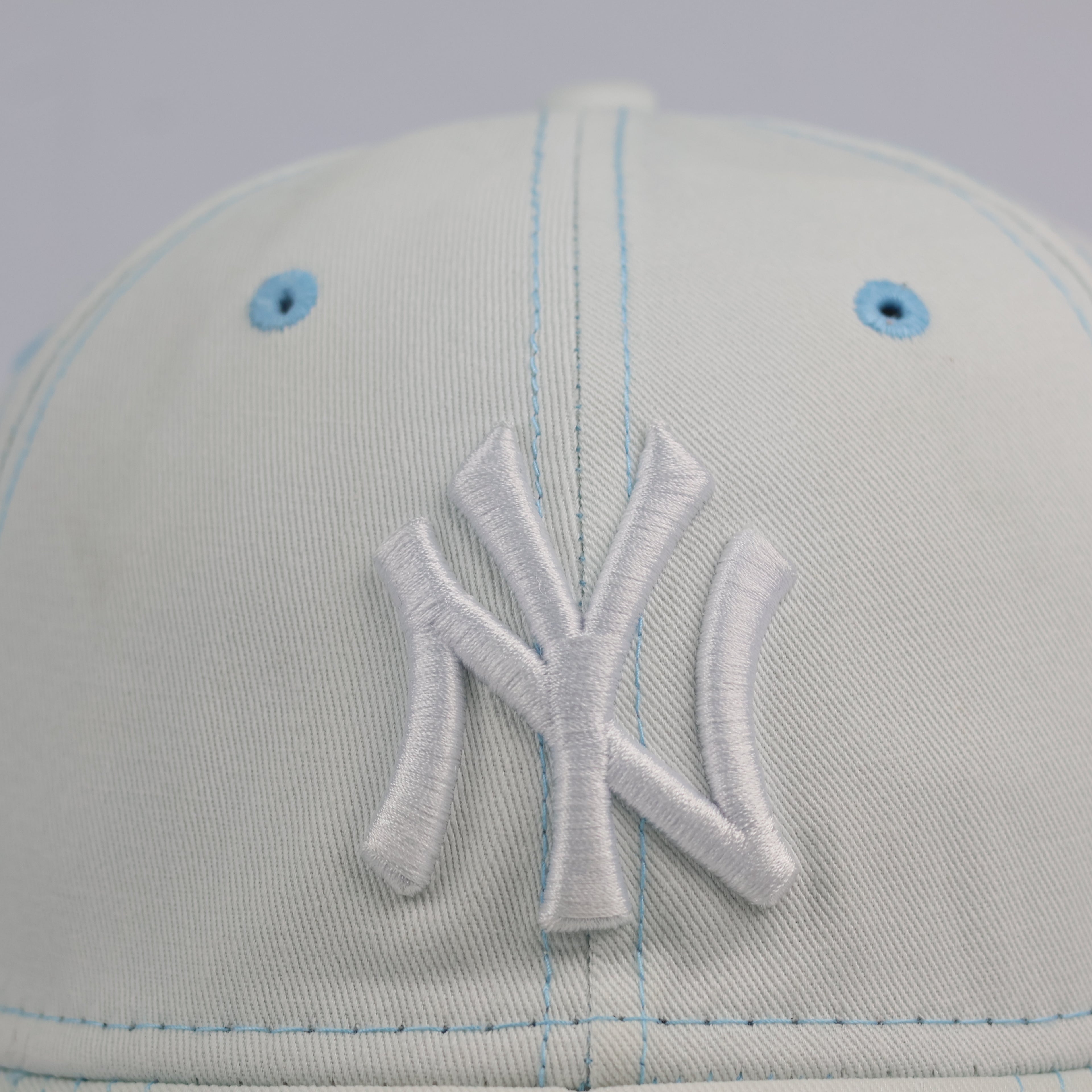 Vintage New Era 9FORTY NY Yankees Thrifted  Cap - Ice Blue with Contrast Stitch