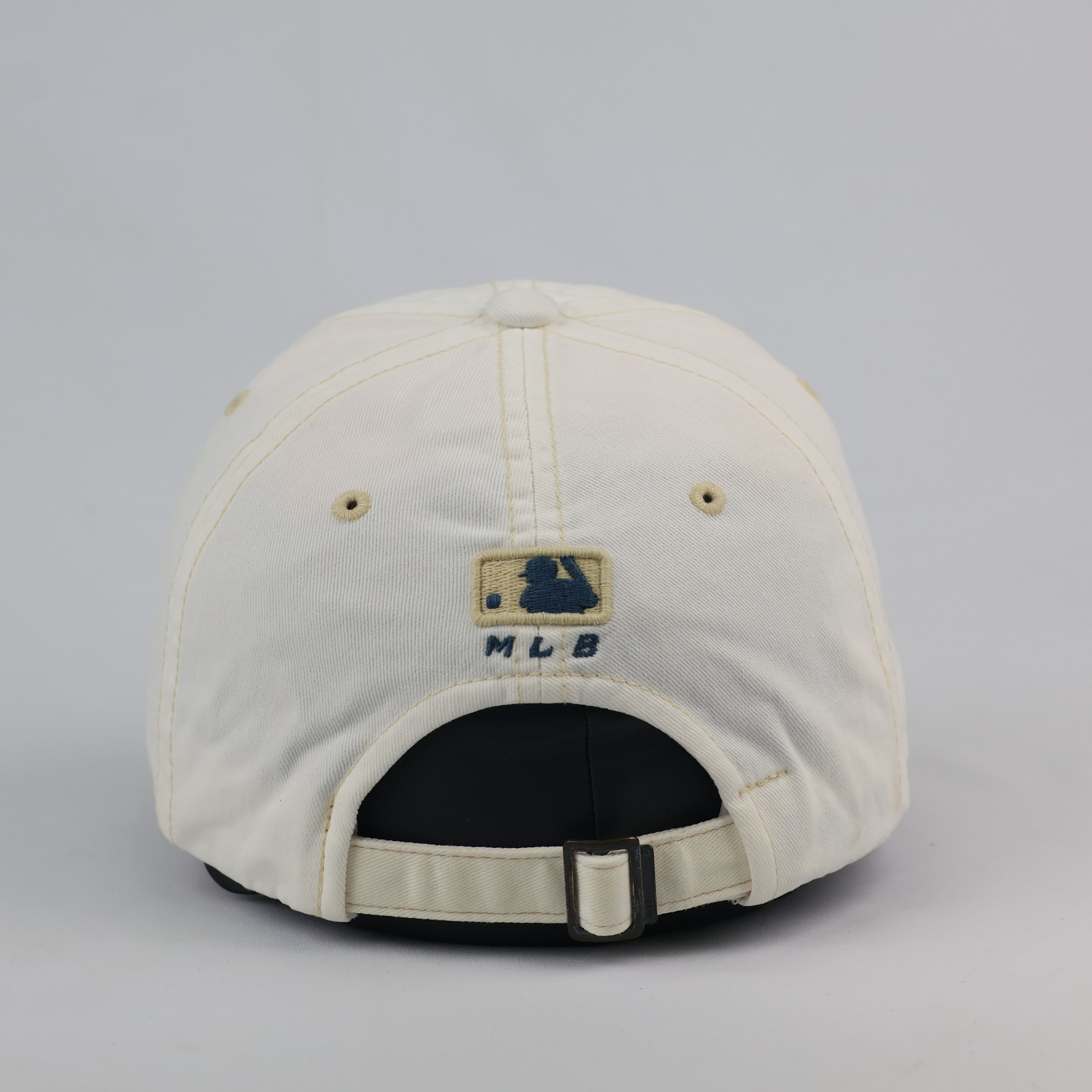 Vintage MLB Los Angeles Dodgers Thrifted Cap - Cream Washed Cotton Twill