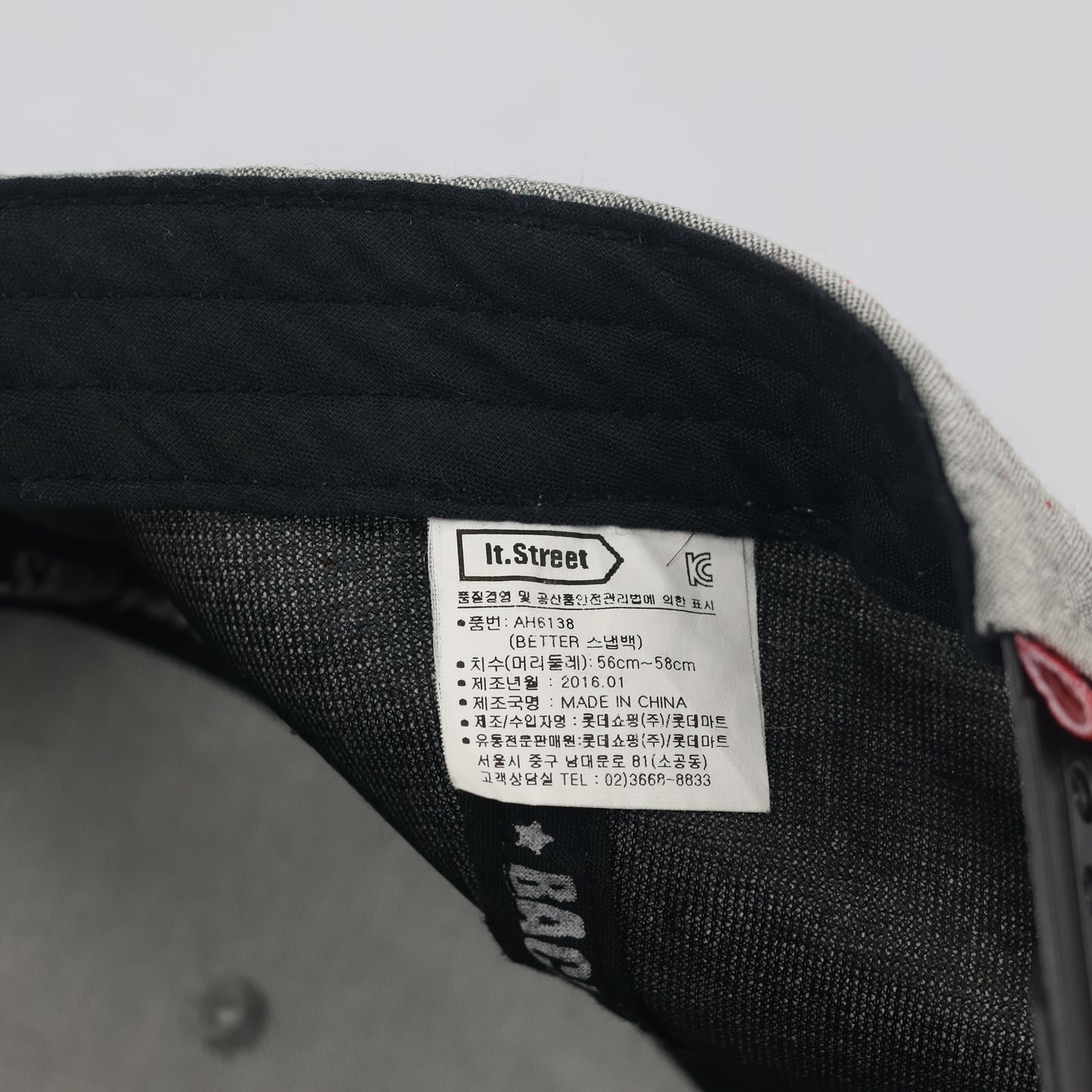 "It Couldn't Be Better" Graphic Snapback - Grey & Black New York Thrifted Cap