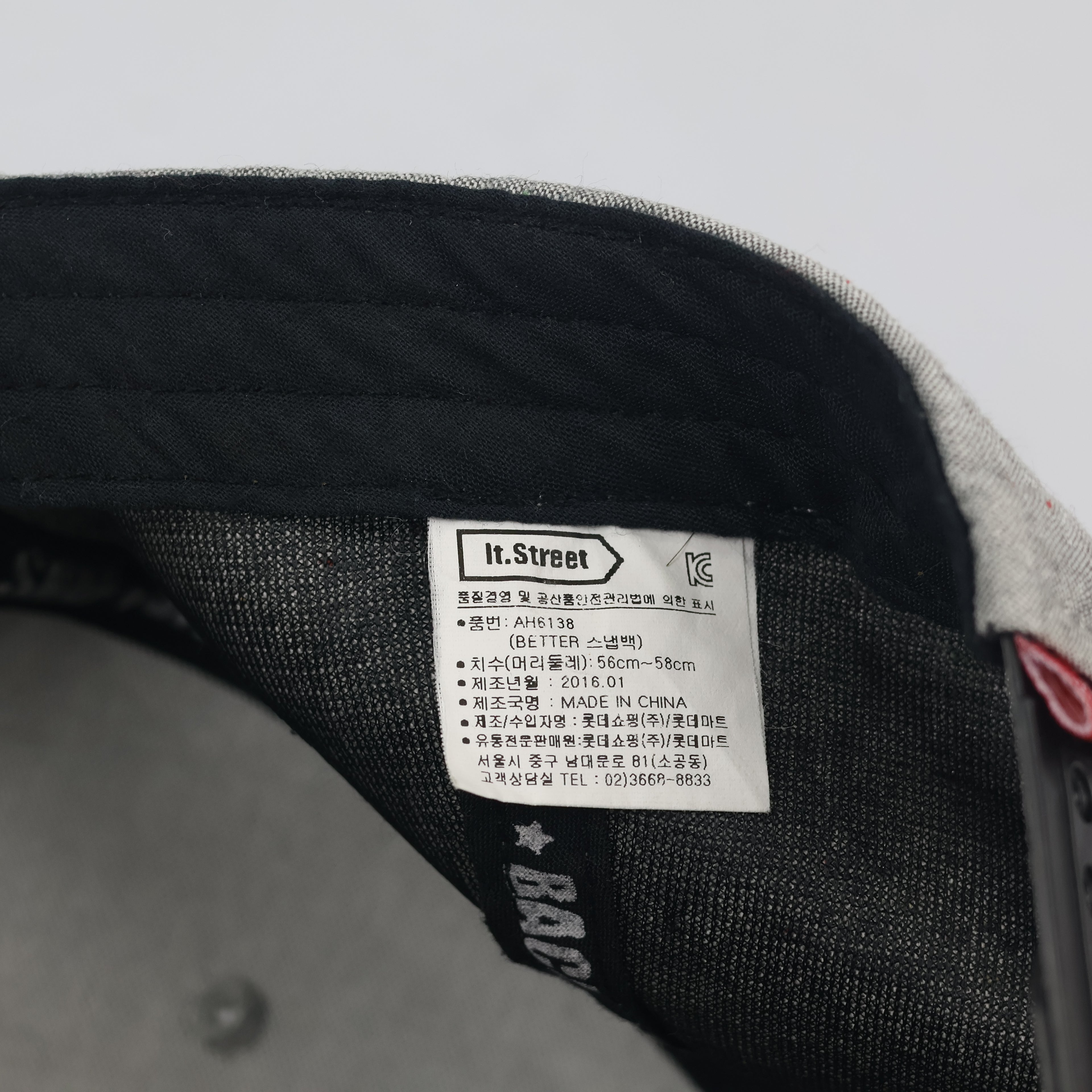 "It Couldn't Be Better" Graphic Snapback - Grey & Black New York Thrifted Cap