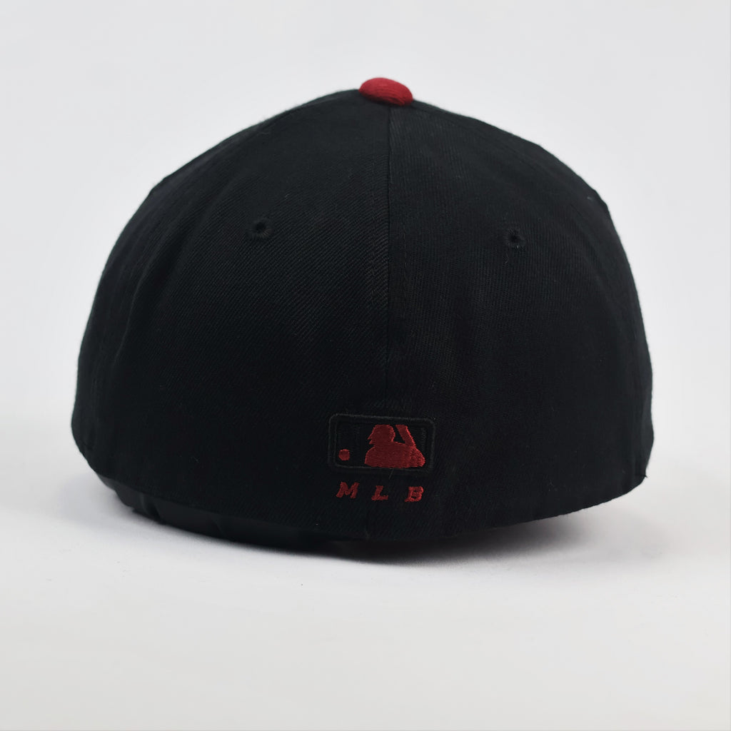 Official MLB New York Yankees Thrifted Fitted Baseball Cap – Navy & Red Two-Tone