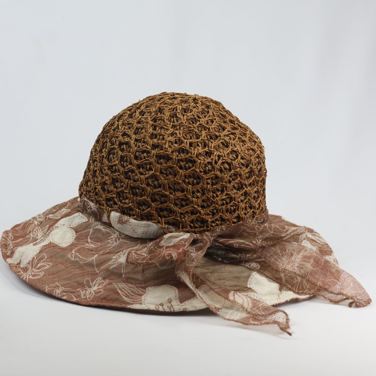 Vintage Boater Style Woven Straw Thrifted Sun Hat – Floral Organza Ribbon