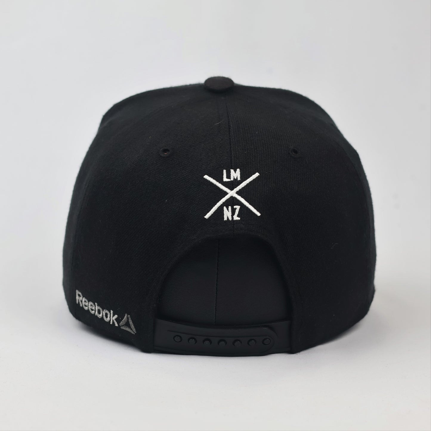 Vintage Reebok "Attitude Is Everything" Thrifted Snapback - Black | Size M-58