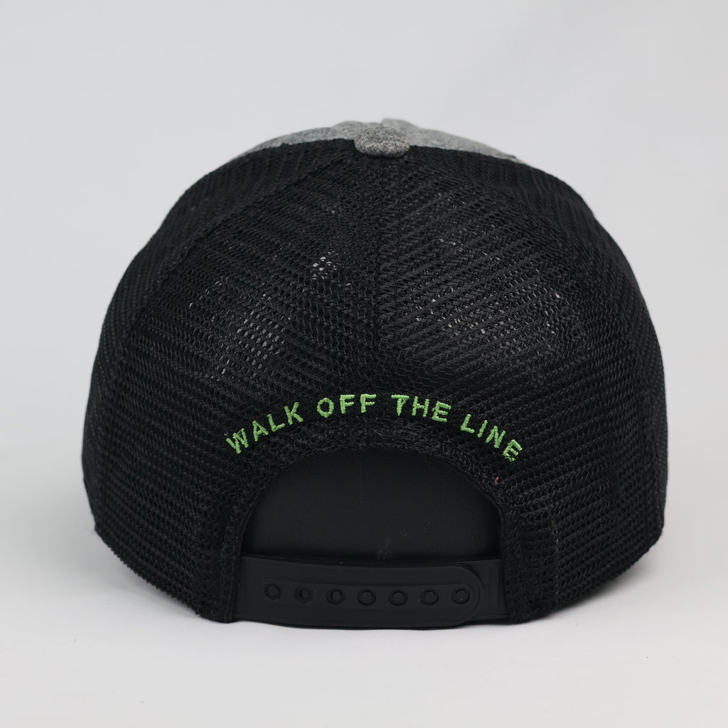 Gunki Streetwear Skull Graphic Mesh Trucker Hat