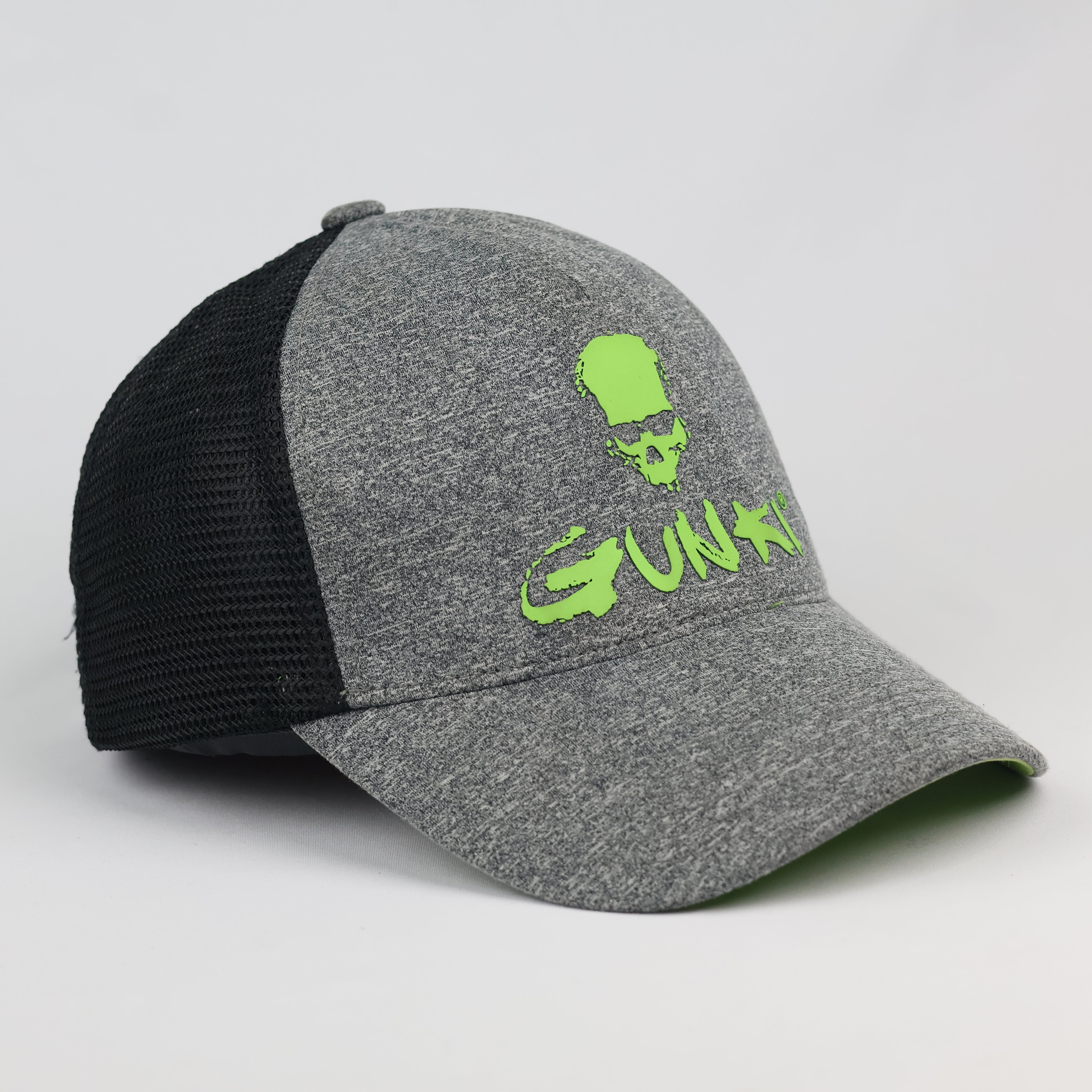 Gunki Streetwear Skull Graphic Mesh Trucker Hat