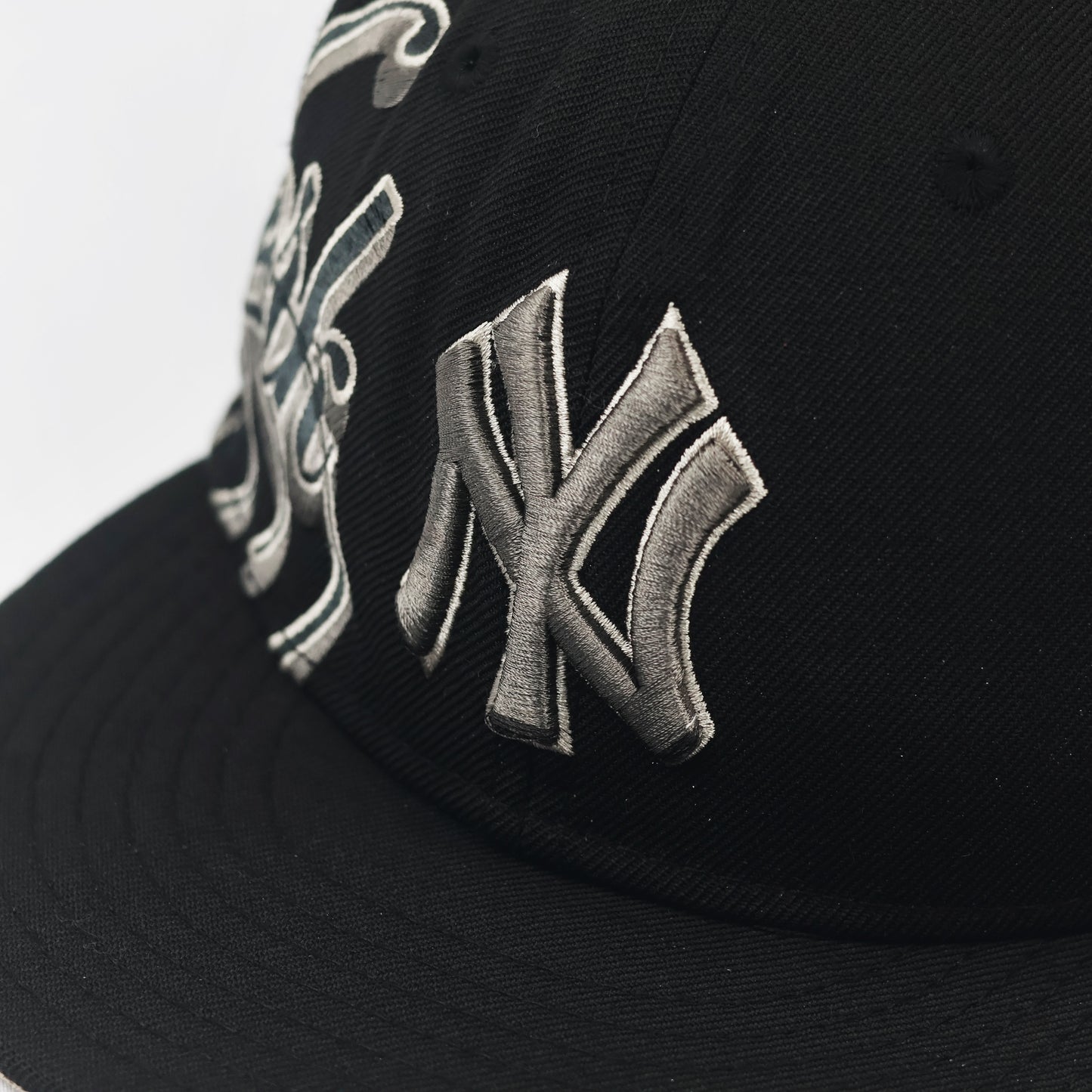Vintage NY Yankees New Era Fitted Thrifted Hat | Black & Grey Script Logo | 59FIFTY