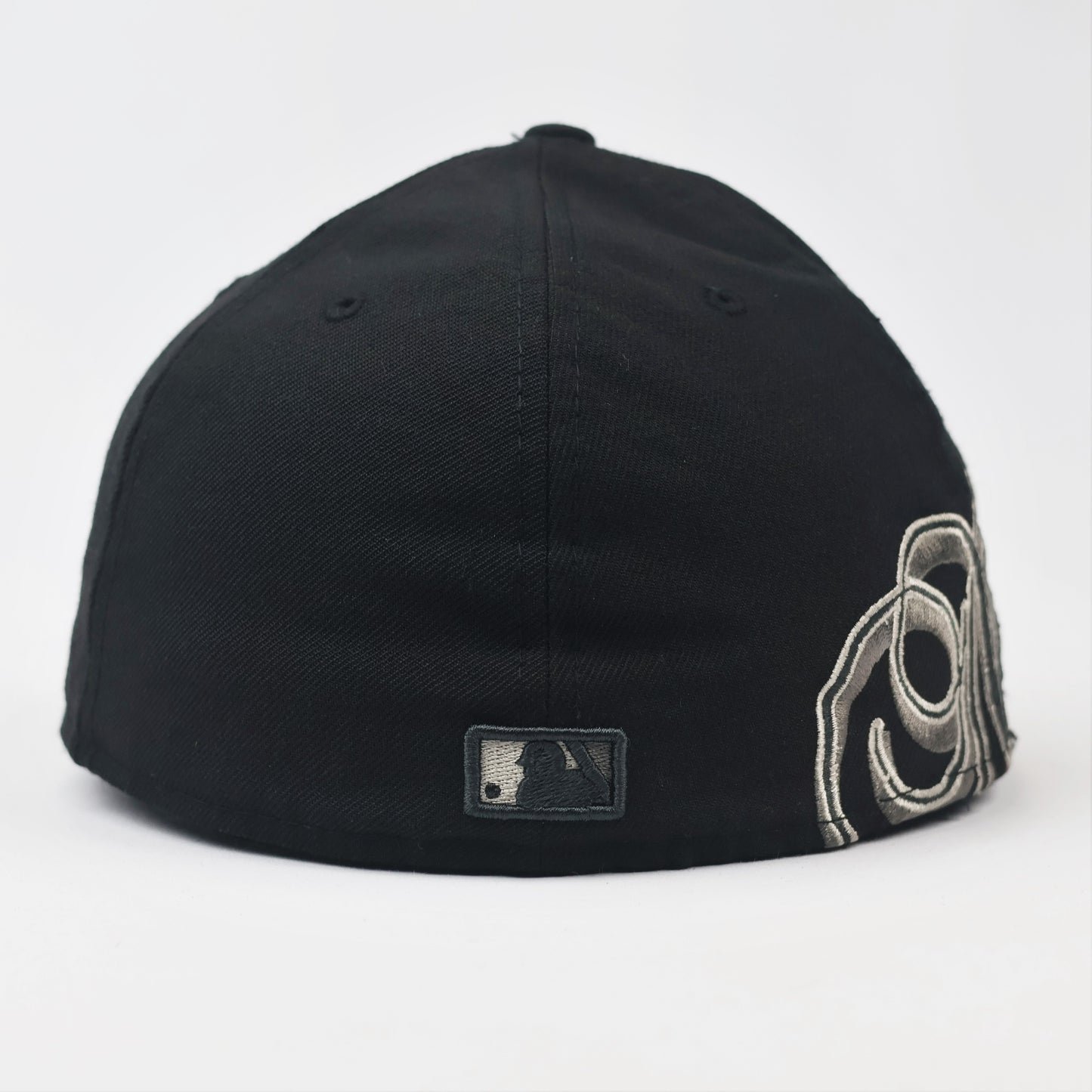 Vintage NY Yankees New Era Fitted Thrifted Hat | Black & Grey Script Logo | 59FIFTY