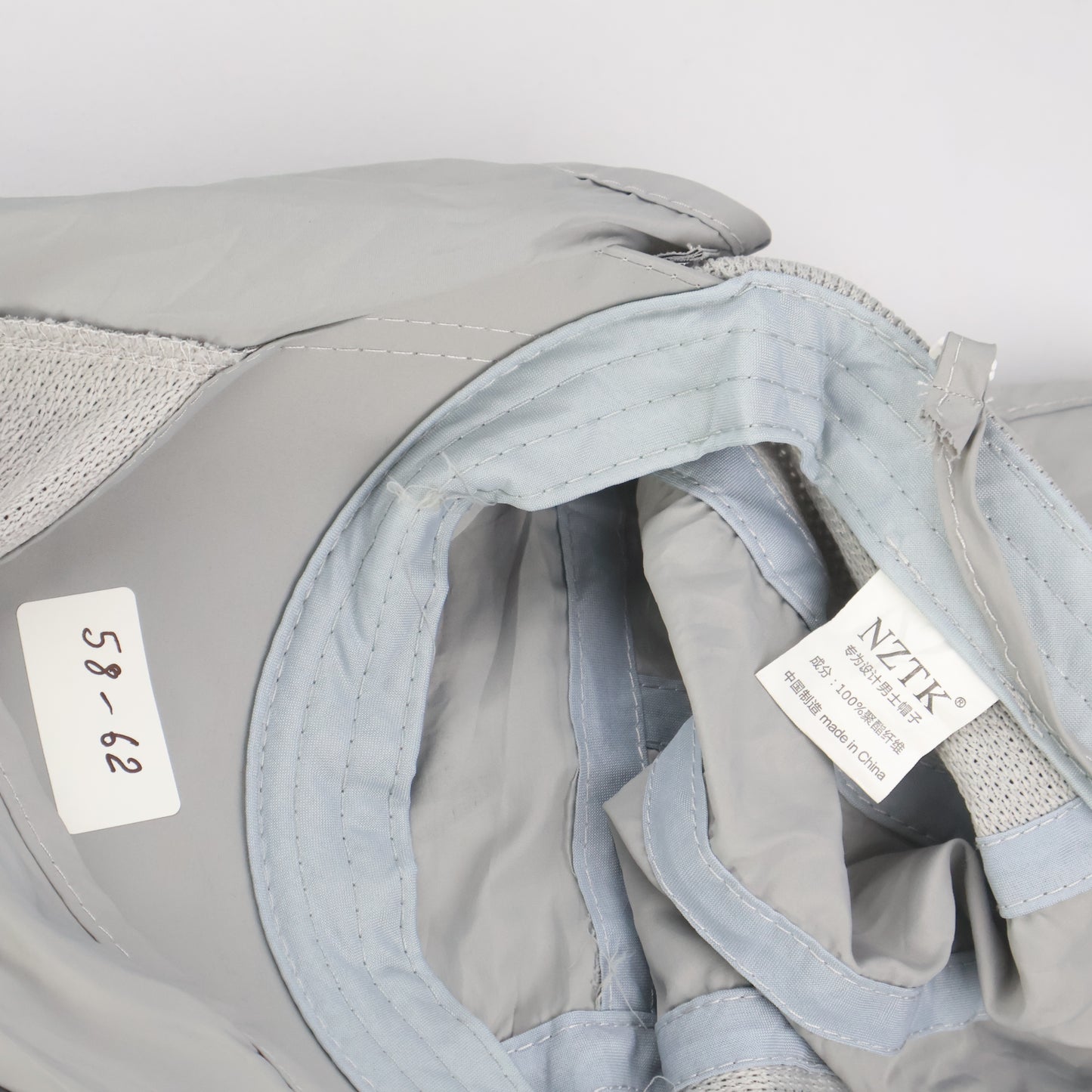 Lightweight Technical Hiking Cap with Sun Flap